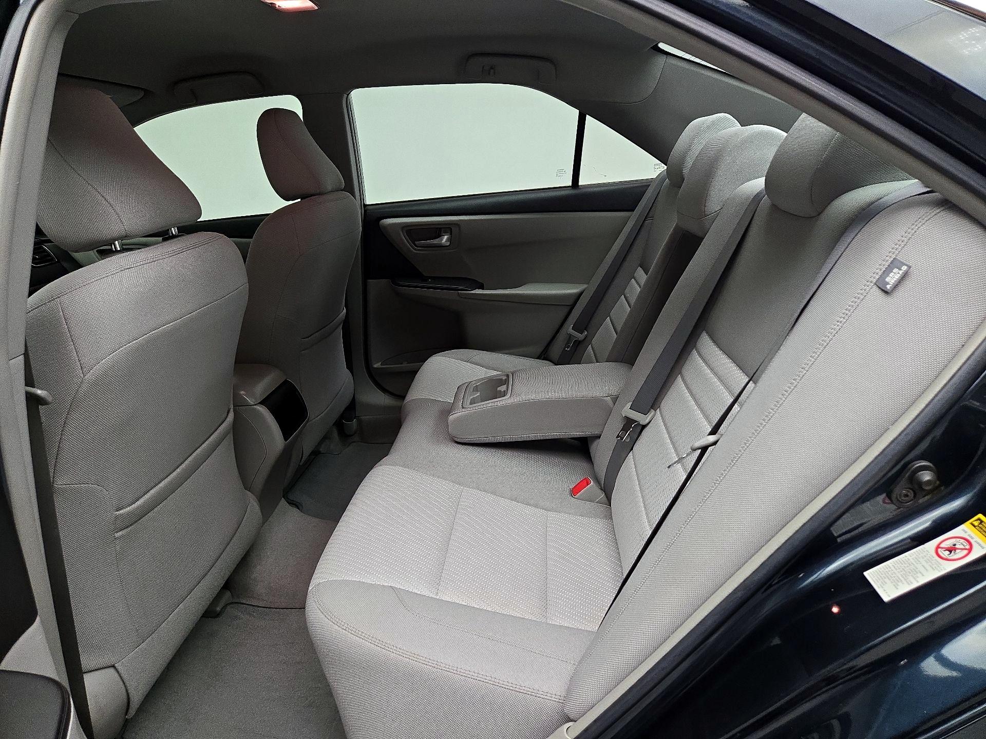 Thumbnail: 2016 Toyota Camry - 19