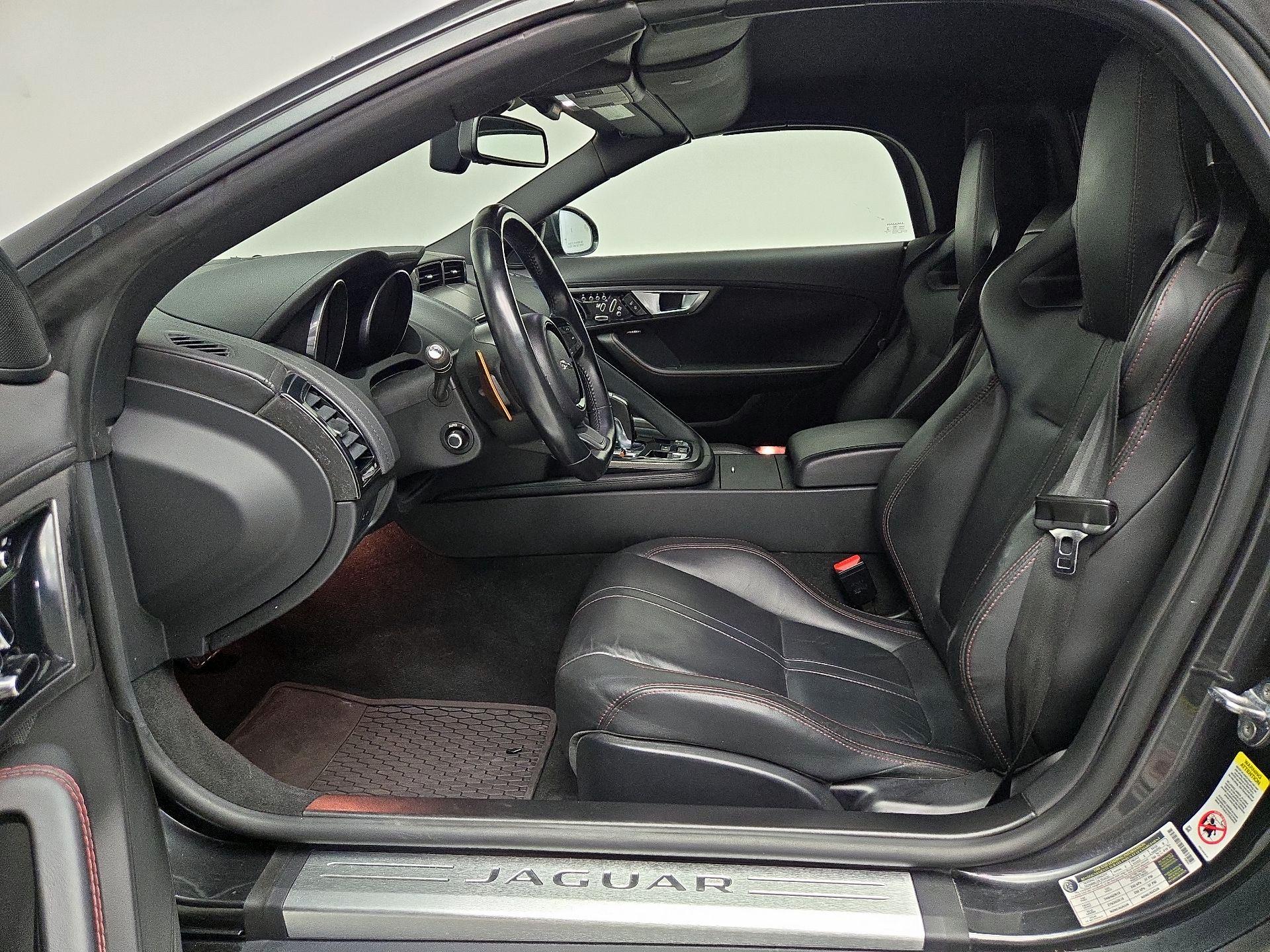 Thumbnail: 2016 Jaguar F-Type - 11