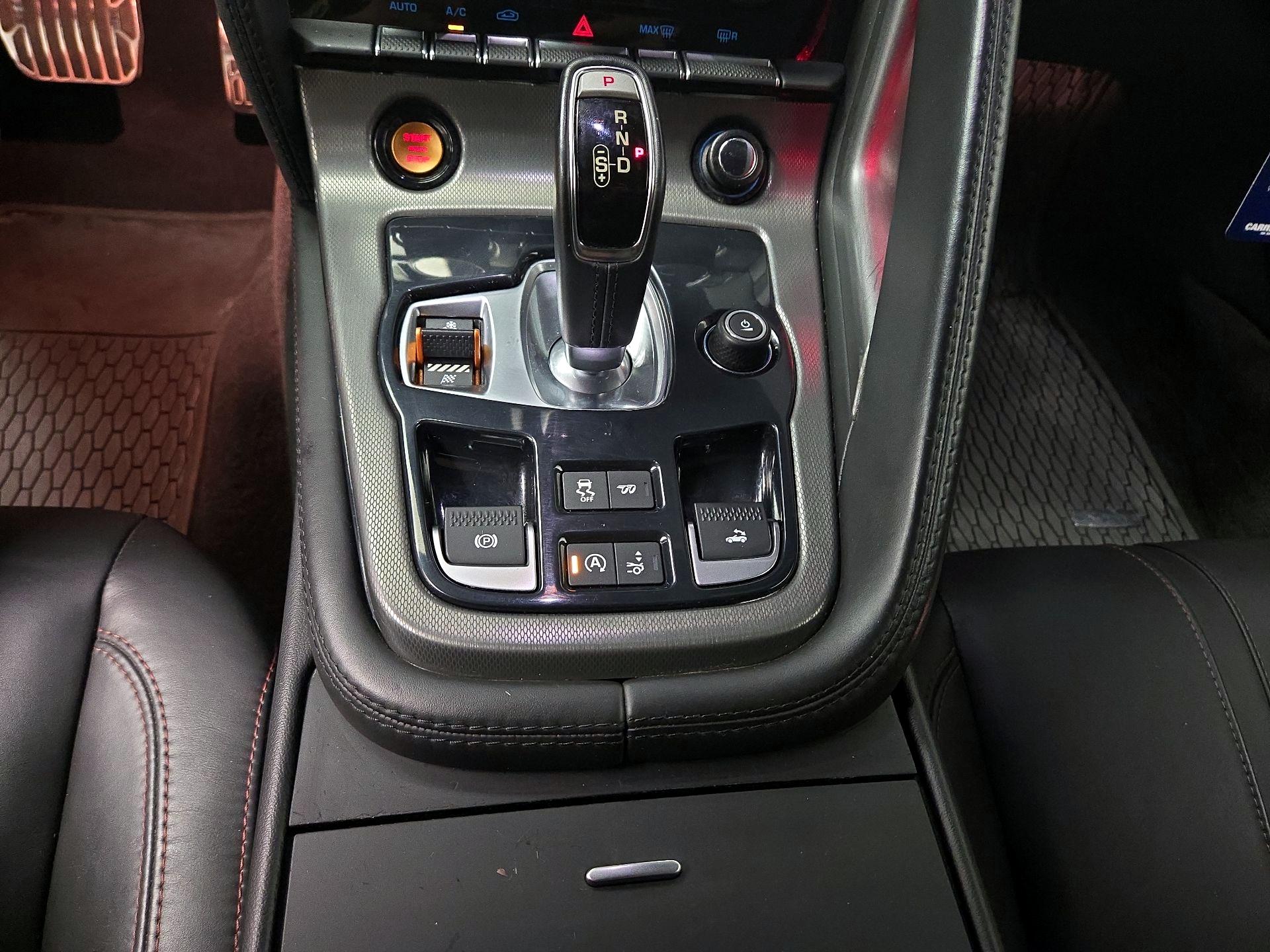 Thumbnail: 2016 Jaguar F-Type - 17