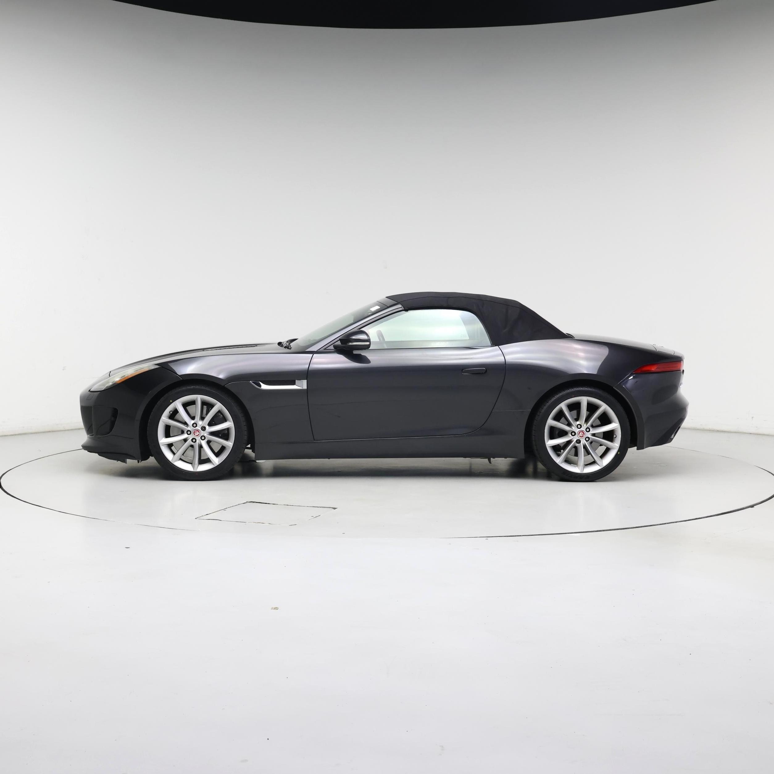 Thumbnail: 2016 Jaguar F-Type - 3