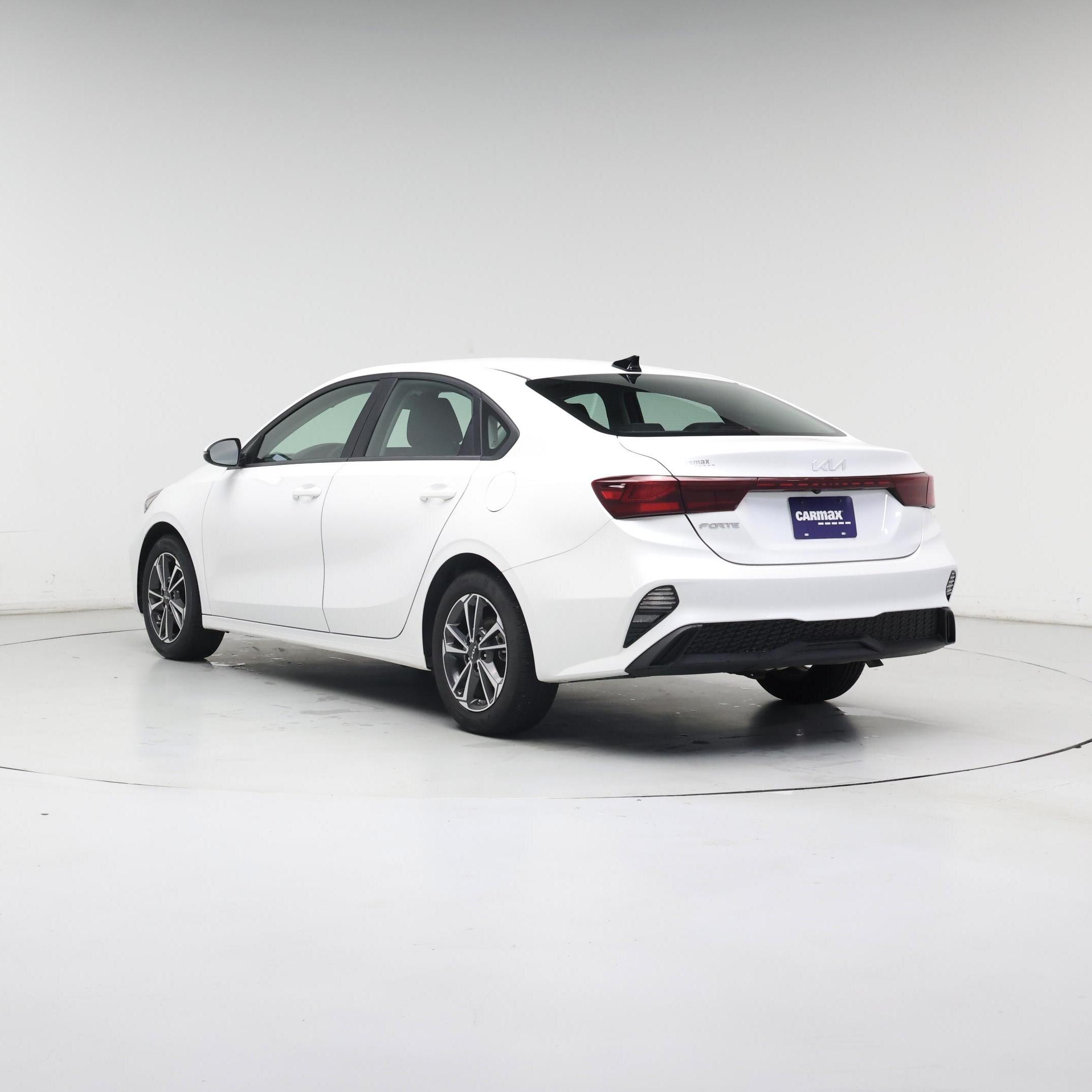 Thumbnail: 2023 Kia Forte - 2