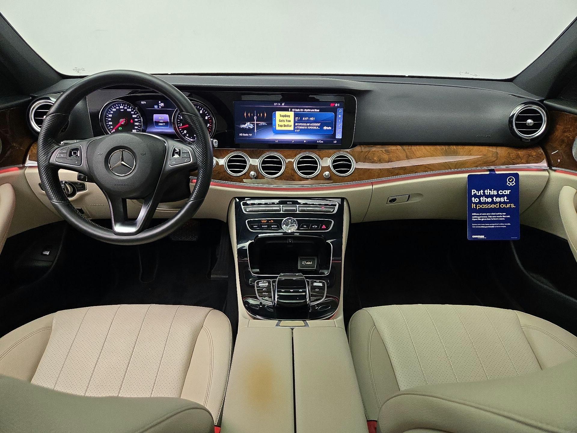 Thumbnail: 2017 Mercedes-Benz E-Class - 9