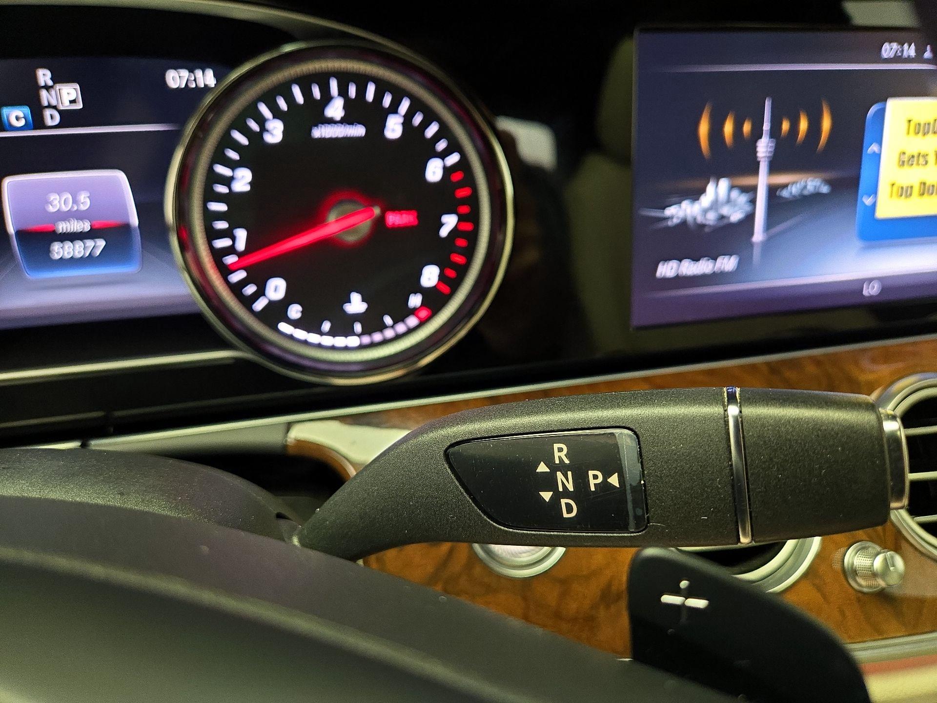 Thumbnail: 2017 Mercedes-Benz E-Class - 18