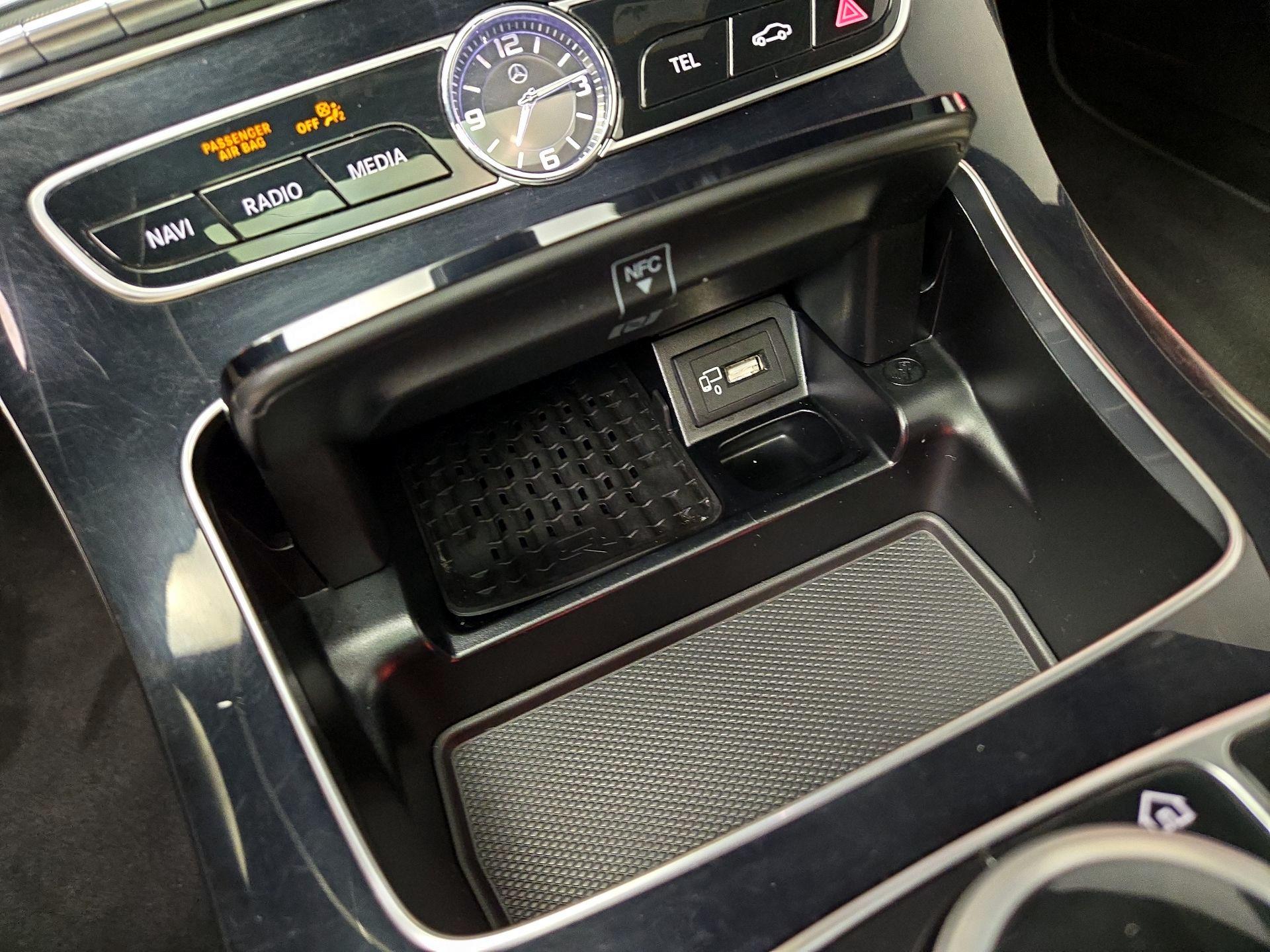 Thumbnail: 2017 Mercedes-Benz E-Class - 19