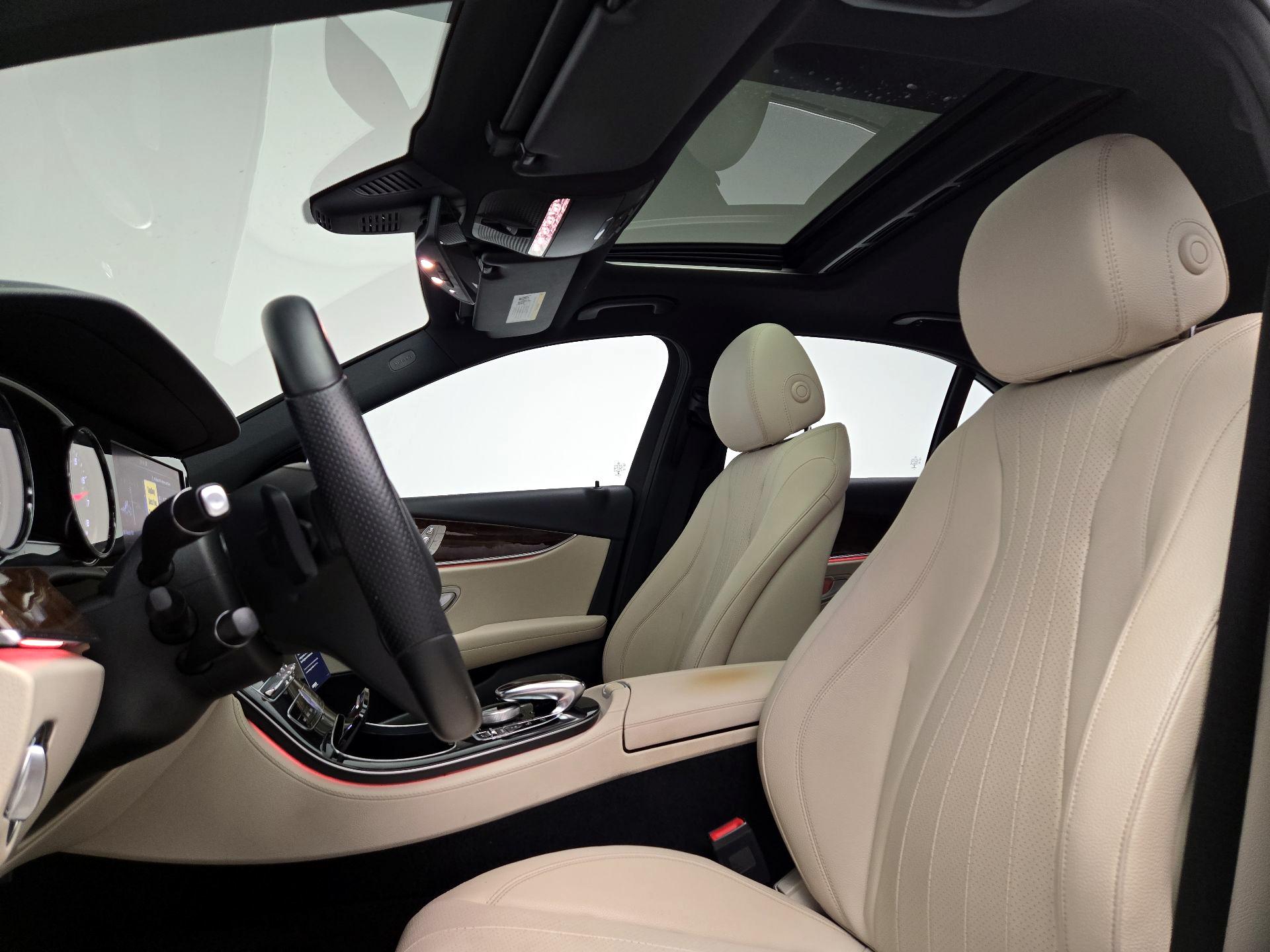 Thumbnail: 2017 Mercedes-Benz E-Class - 20