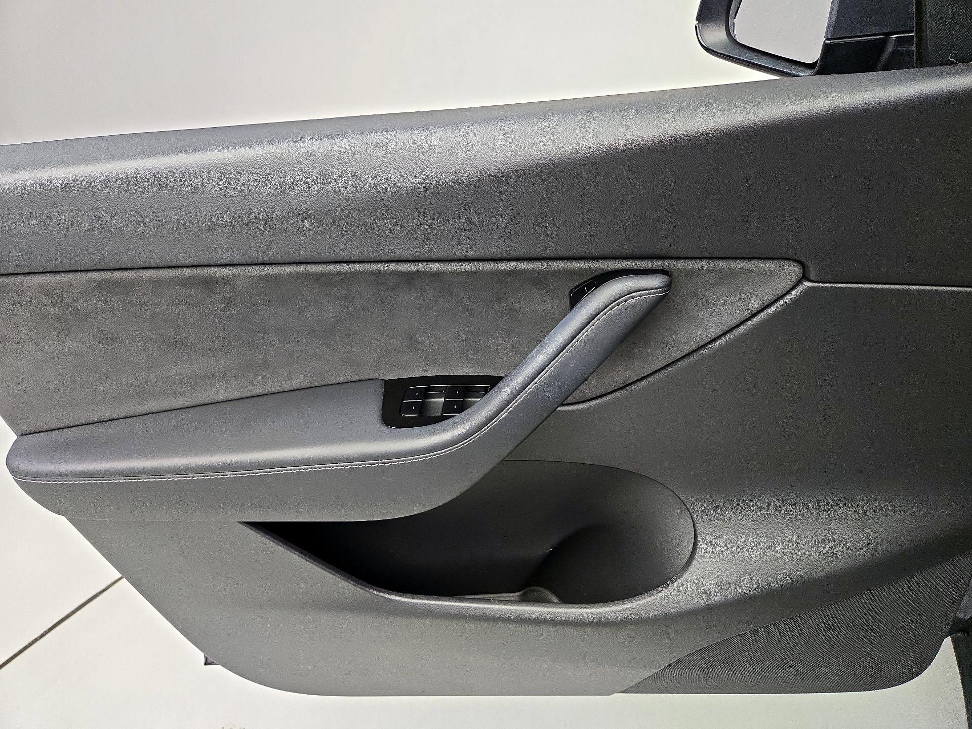 Thumbnail: 2020 Tesla Model Y - 12
