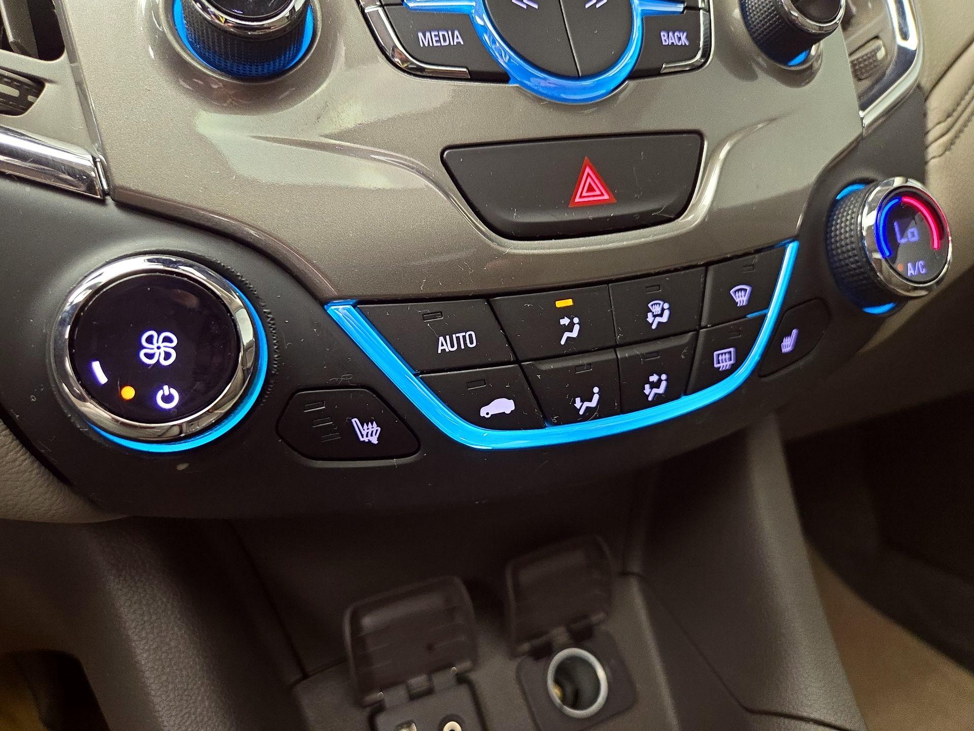 Thumbnail: 2017 Chevrolet Cruze - 16