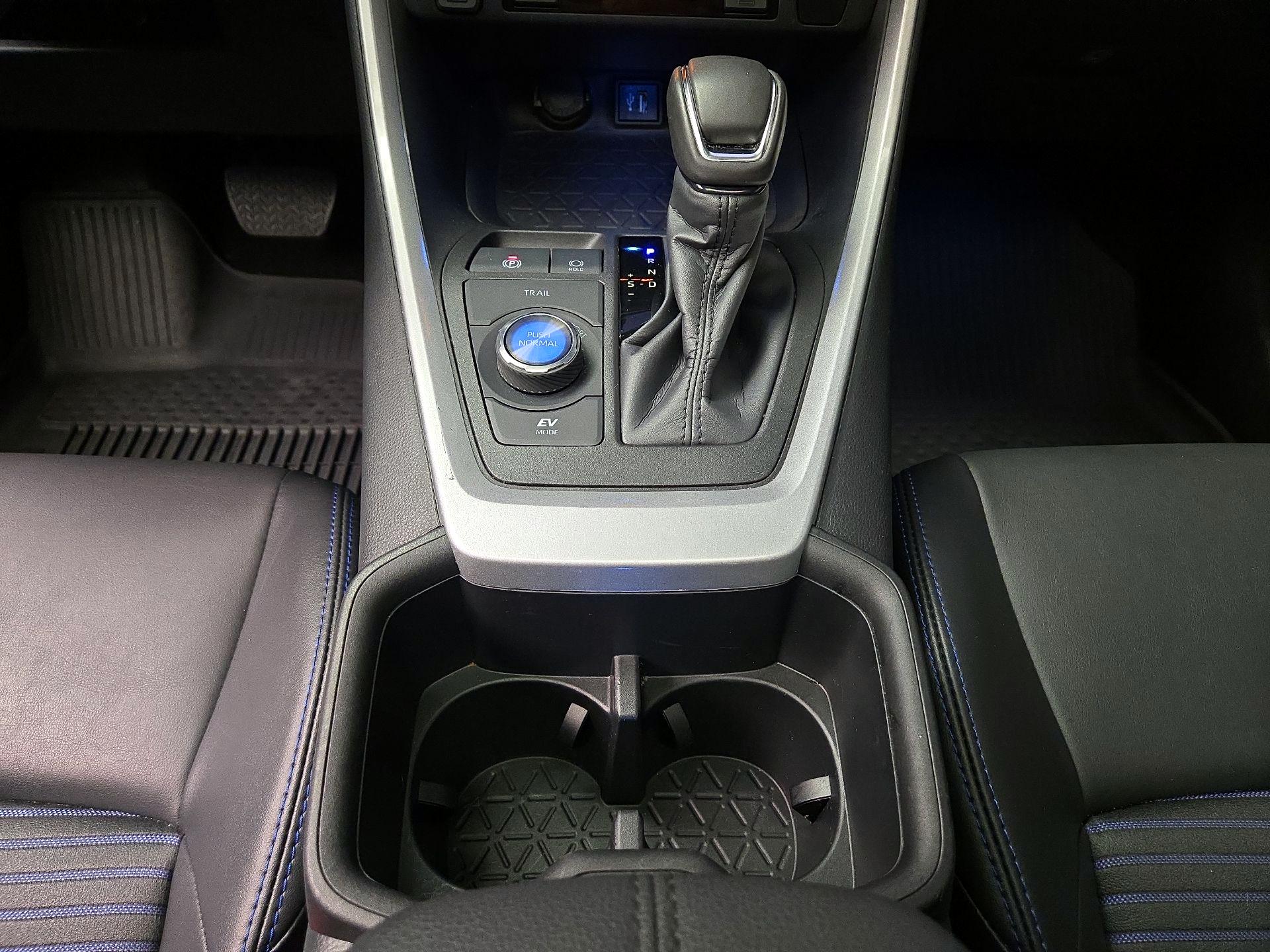 Thumbnail: 2024 Toyota RAV4 - 17