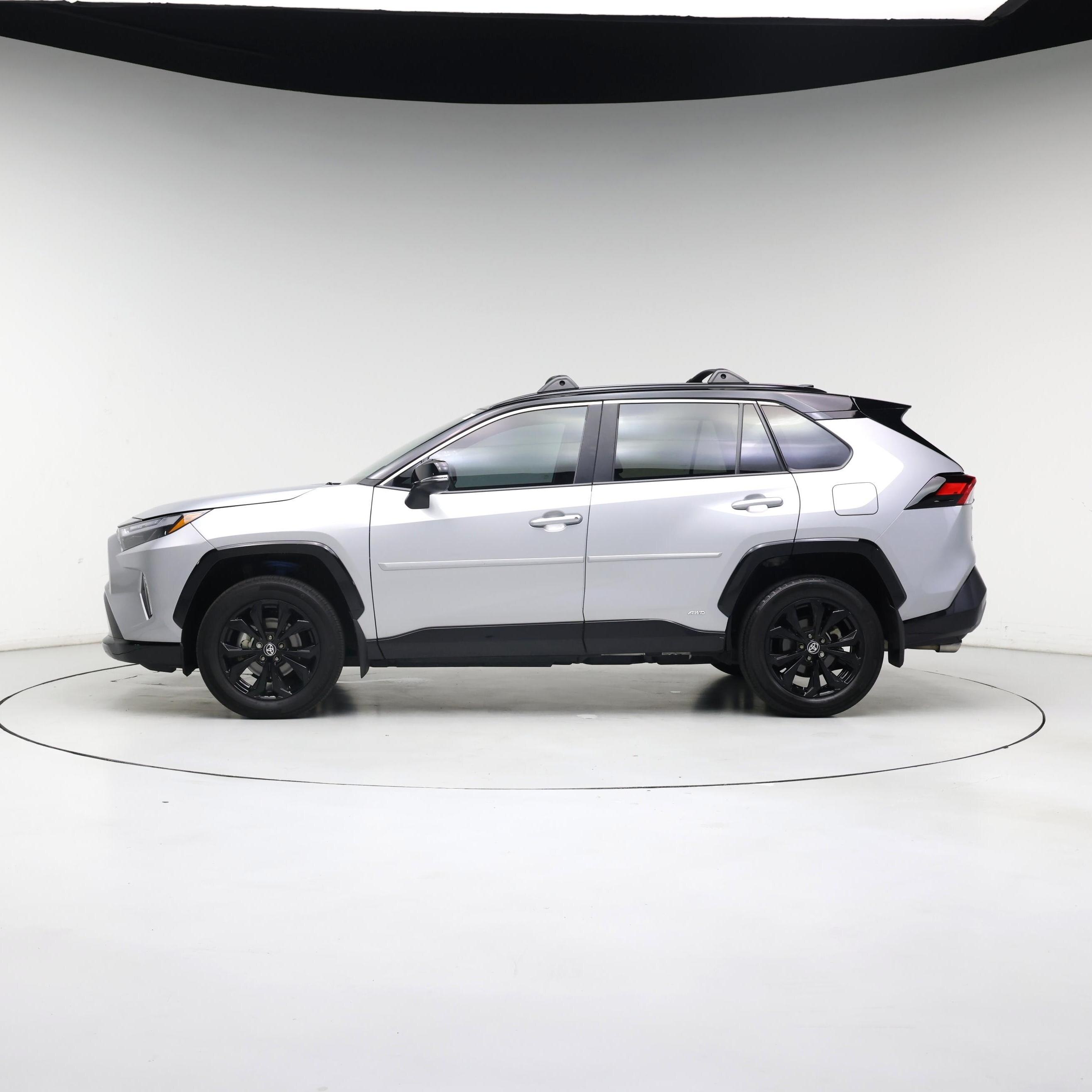Thumbnail: 2024 Toyota RAV4 - 3