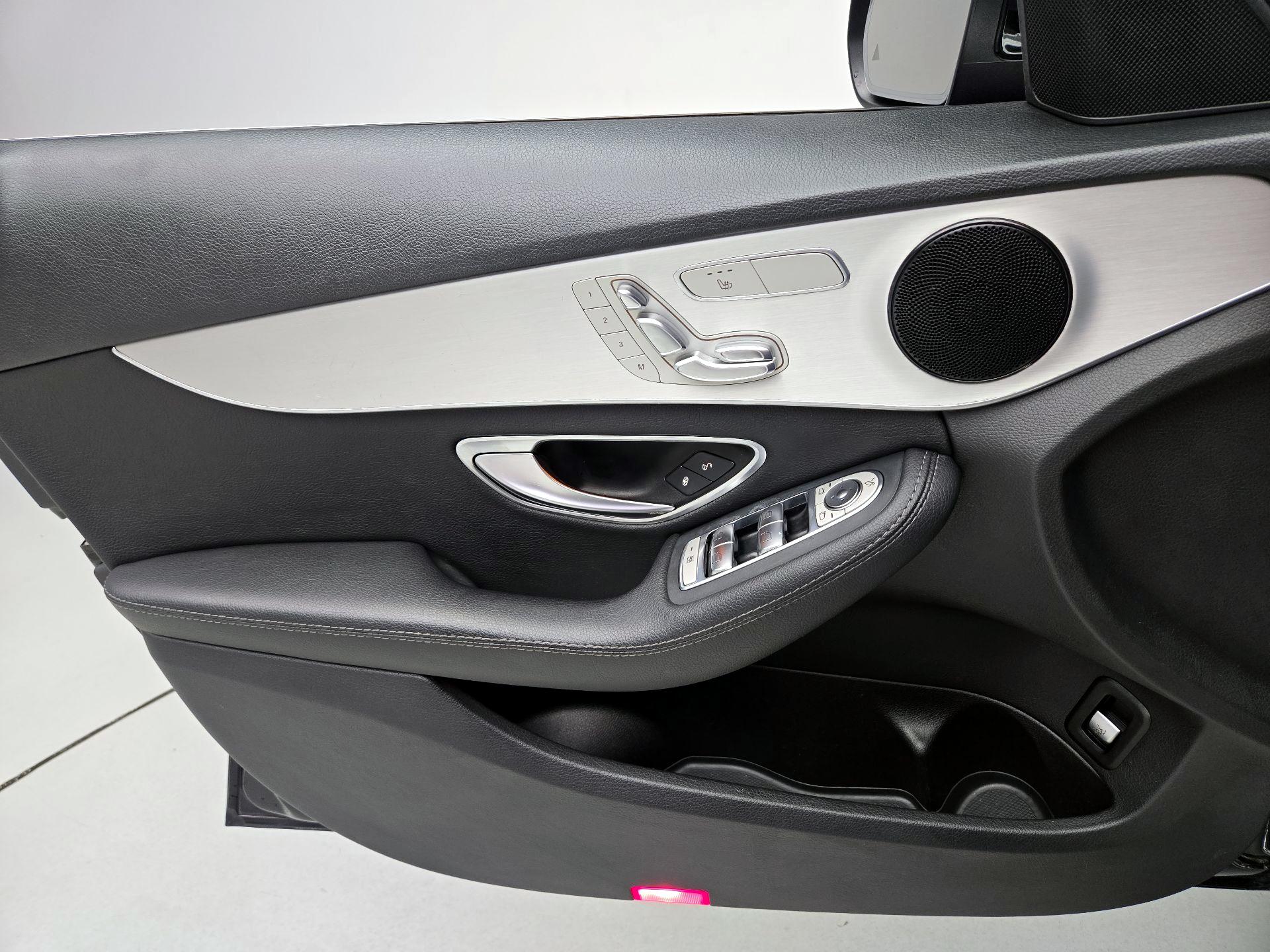 Thumbnail: 2019 Mercedes-Benz C-Class - 12