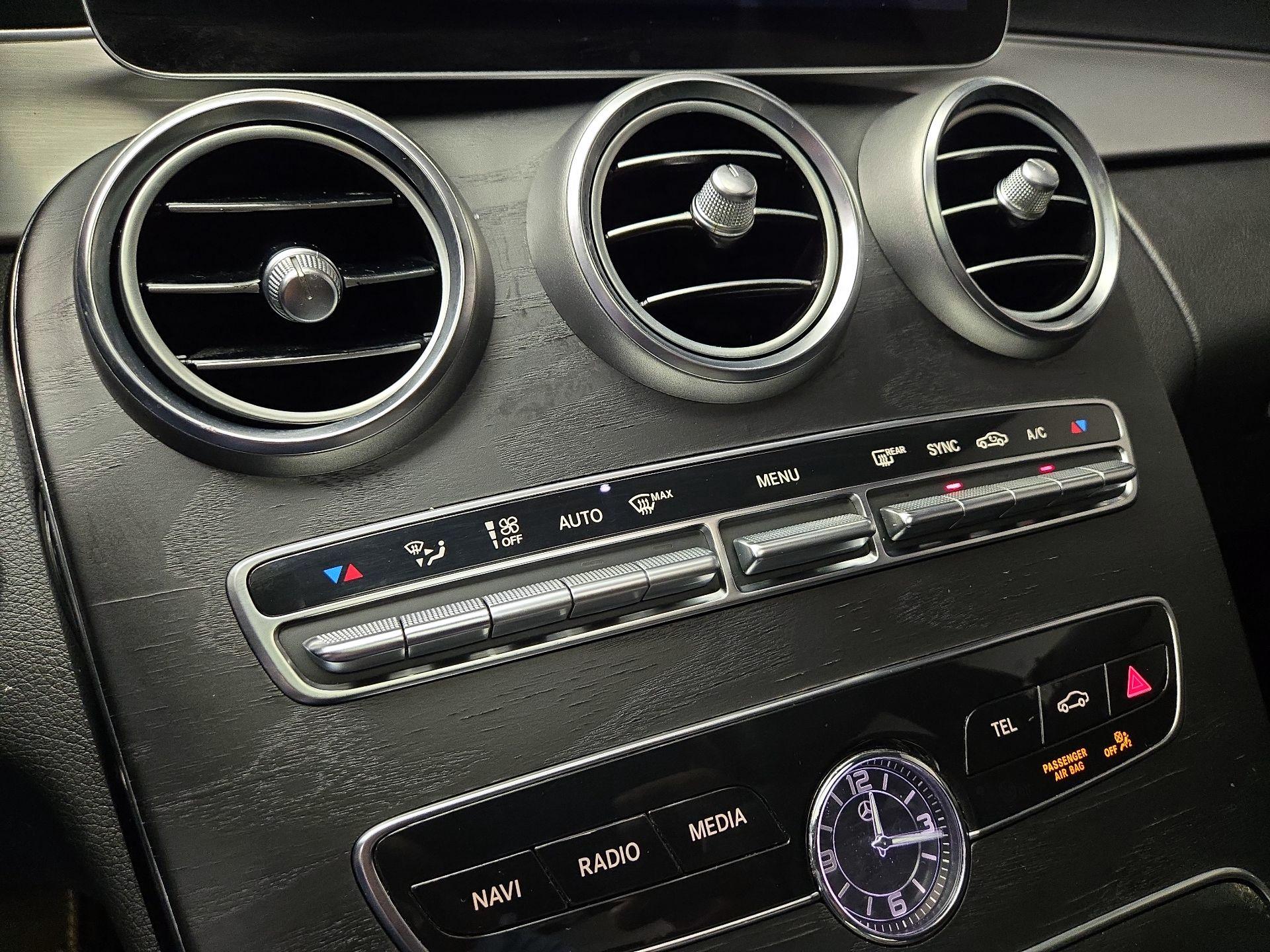 Thumbnail: 2019 Mercedes-Benz C-Class - 16