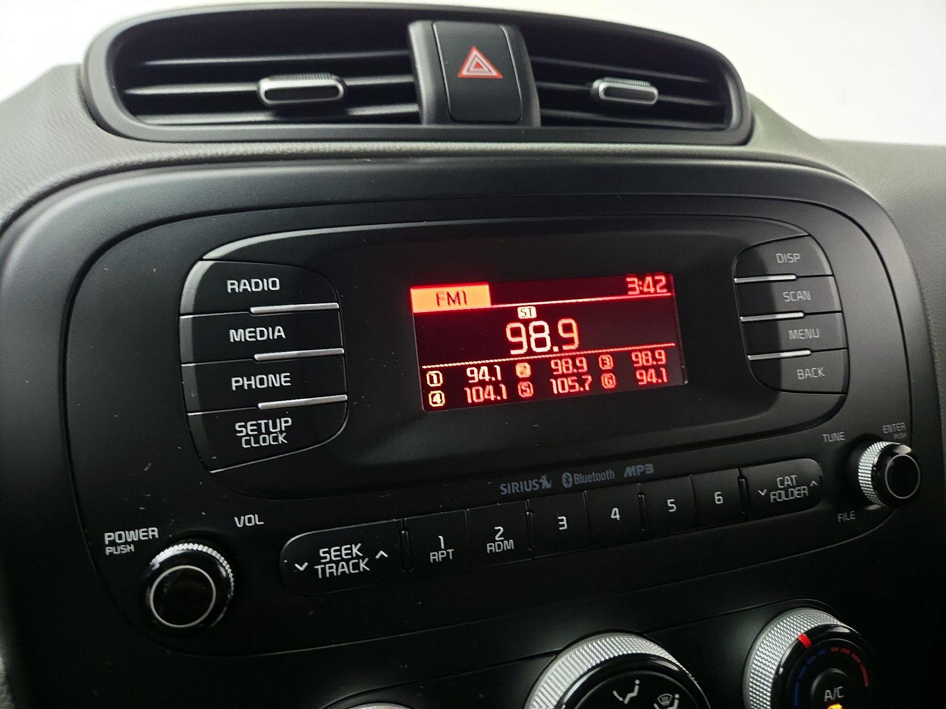 Thumbnail: 2016 Kia Soul - 14
