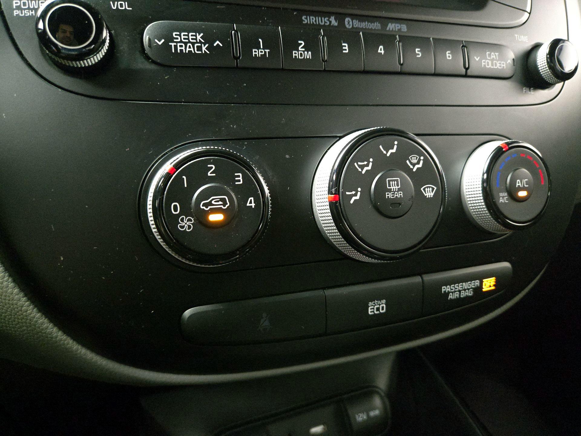 Thumbnail: 2016 Kia Soul - 15