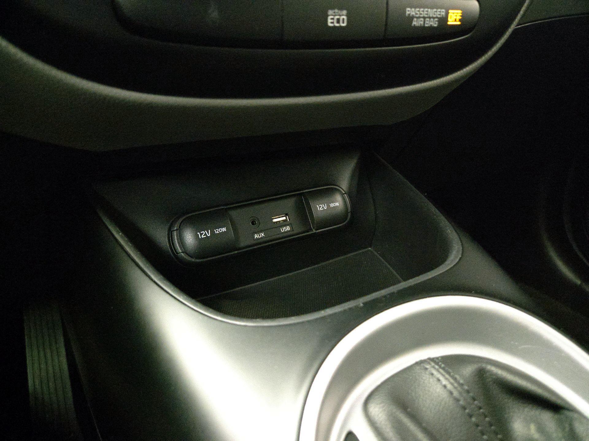 Thumbnail: 2016 Kia Soul - 17