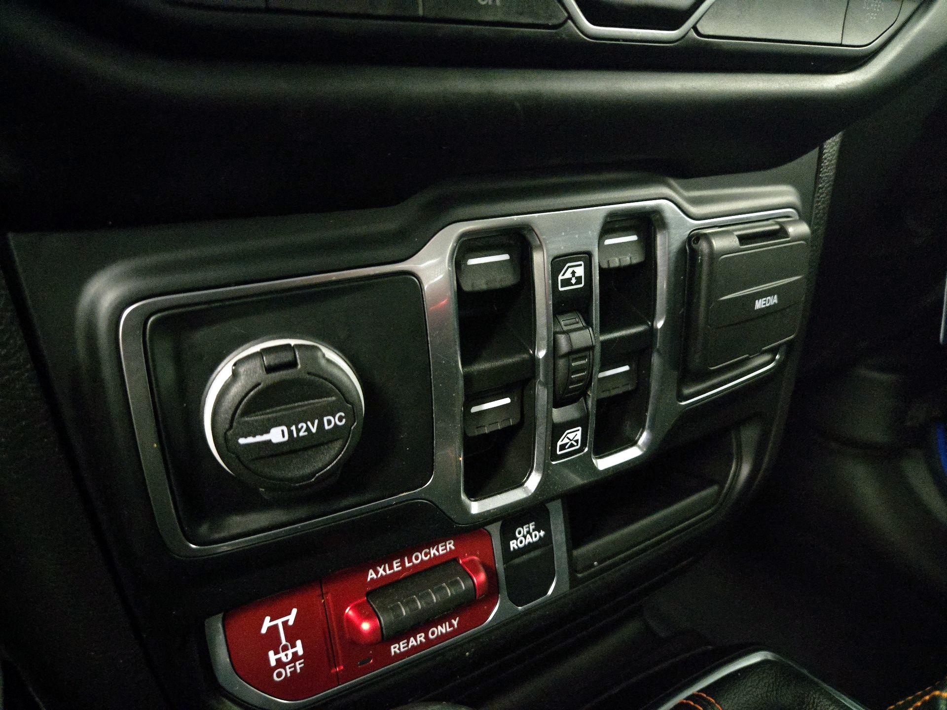 Thumbnail: 2022 Jeep Gladiator - 19