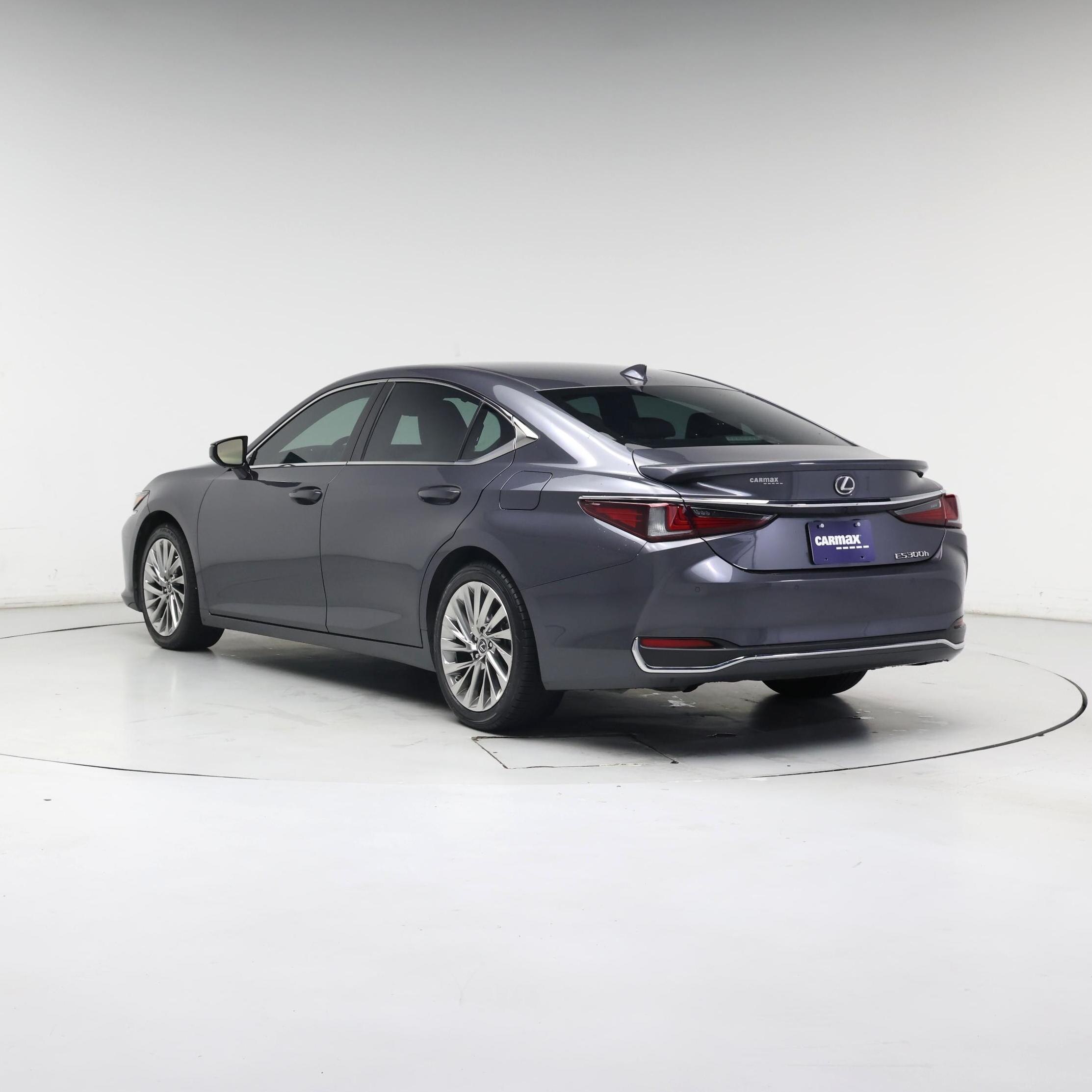 Thumbnail: 2023 Lexus ES - 2