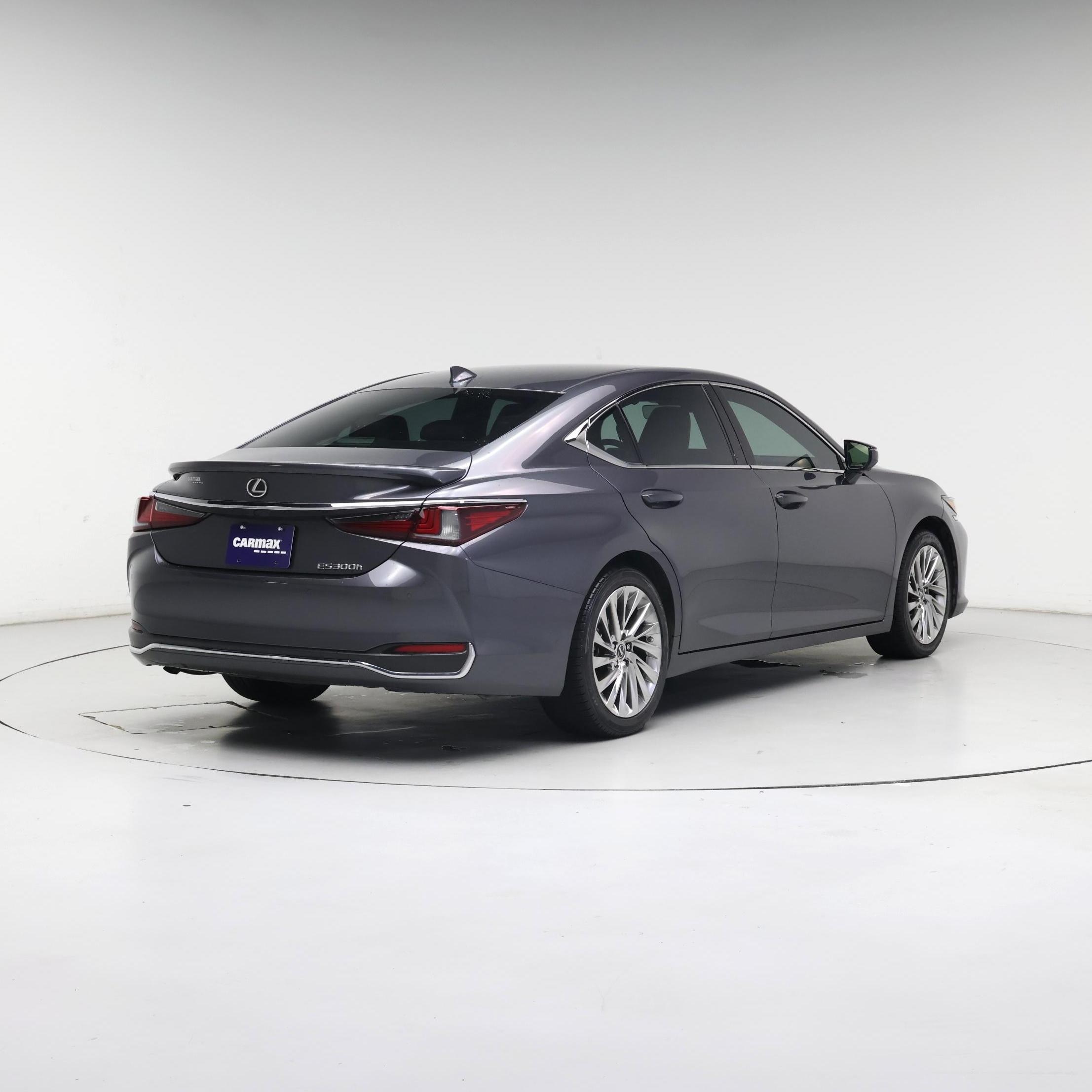 Thumbnail: 2023 Lexus ES - 8