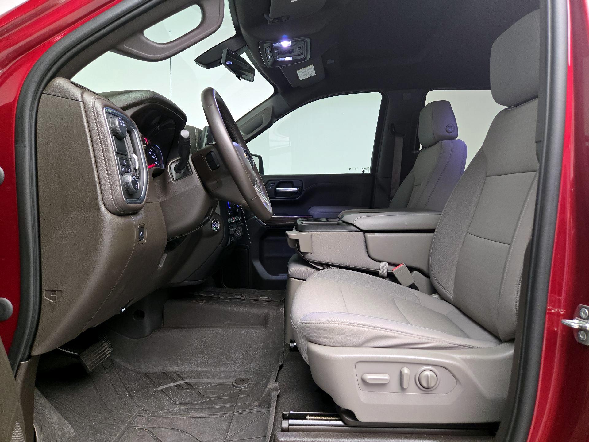 Thumbnail: 2020 Chevrolet Silverado 1500 - 11