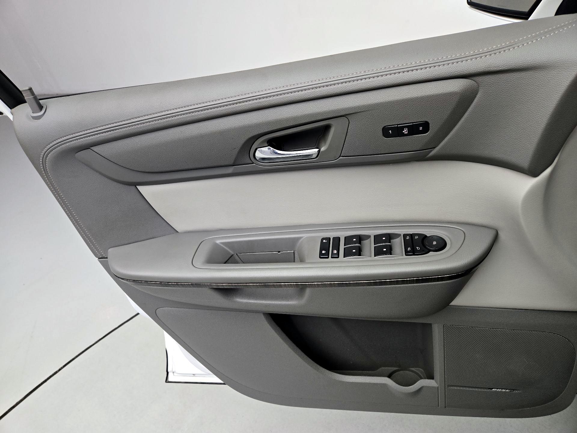 Thumbnail: 2017 GMC Acadia - 12