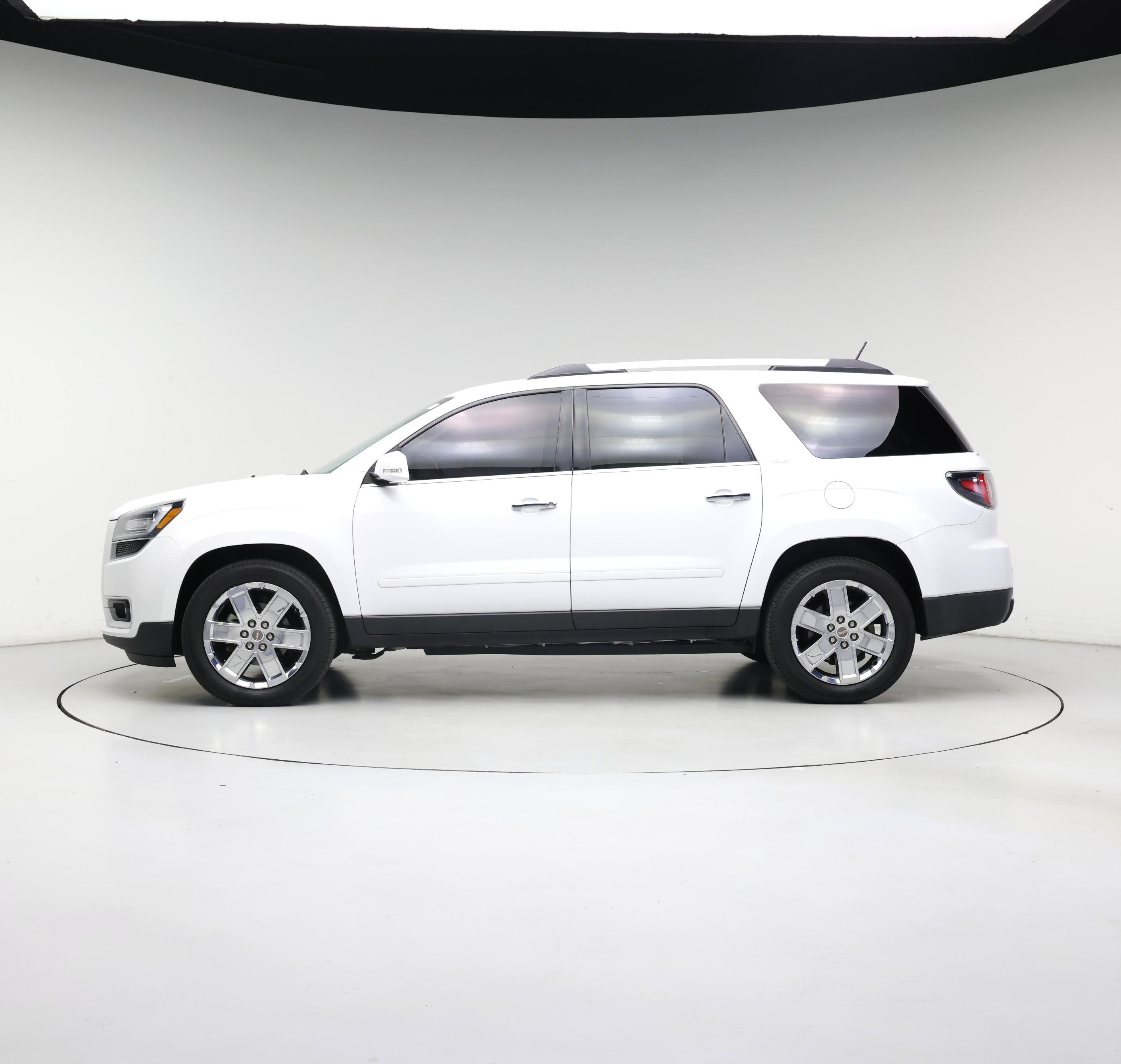 Thumbnail: 2017 GMC Acadia - 3