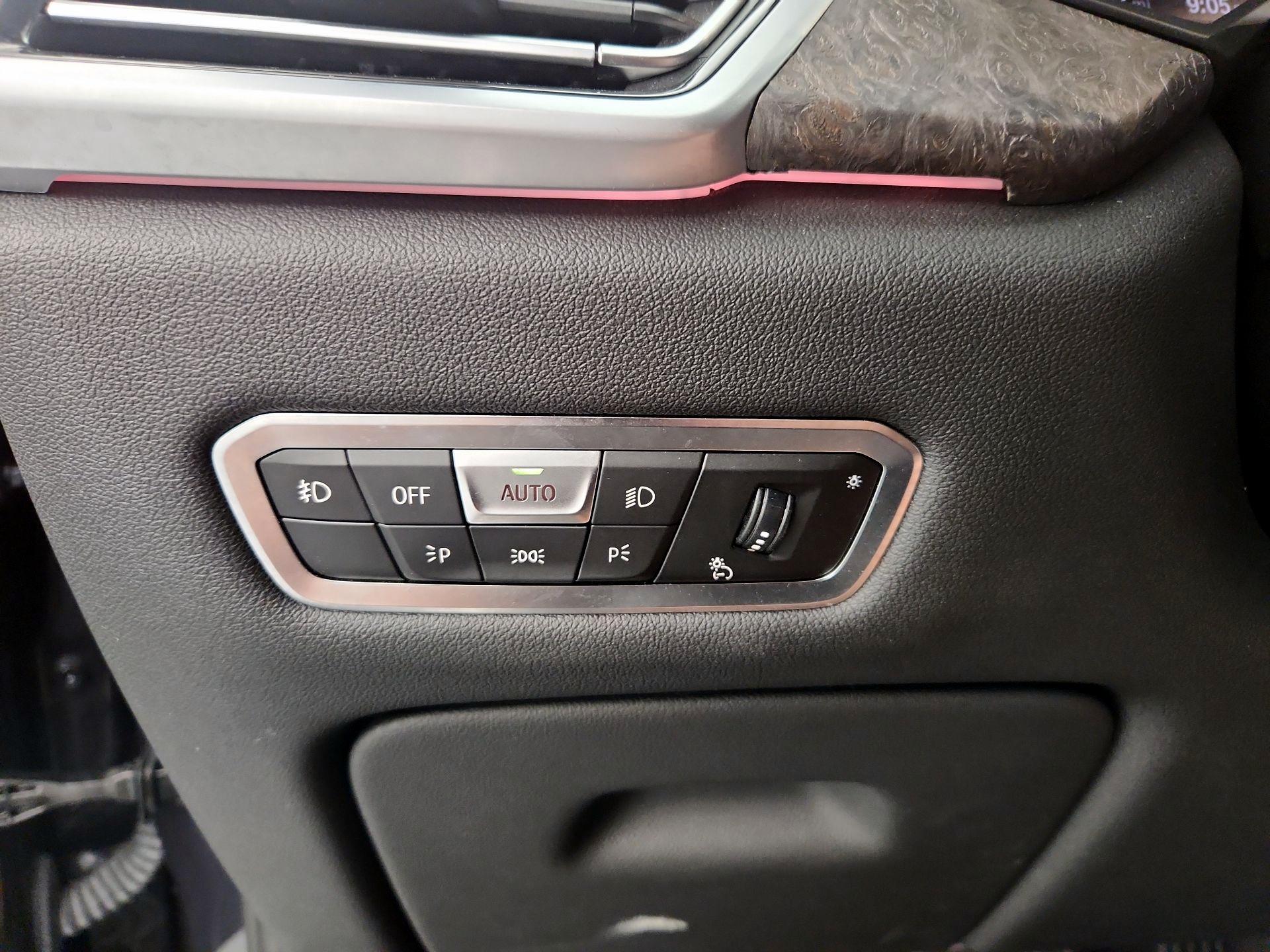 Thumbnail: 2020 BMW X5 - 13