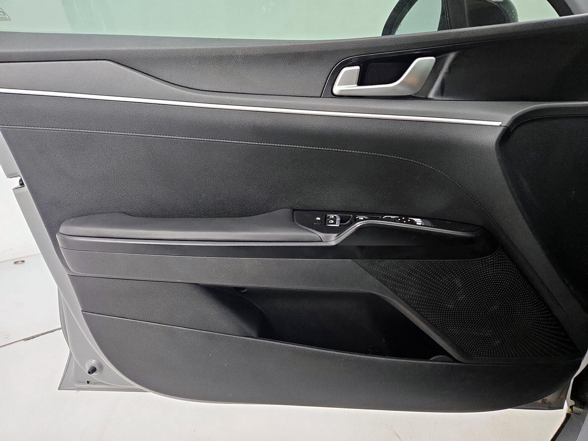 Thumbnail: 2022 Kia K5 - 12