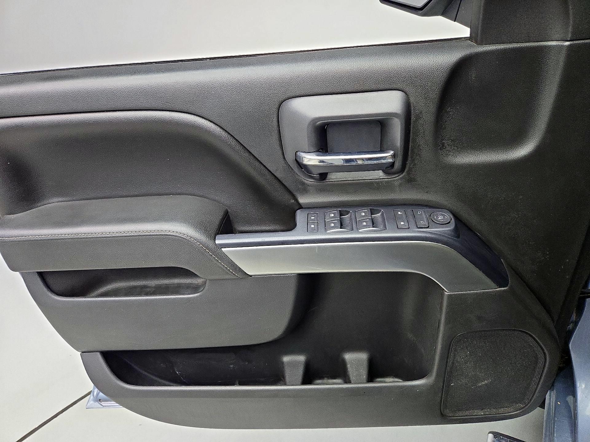 Thumbnail: 2016 Chevrolet Silverado 1500 - 12