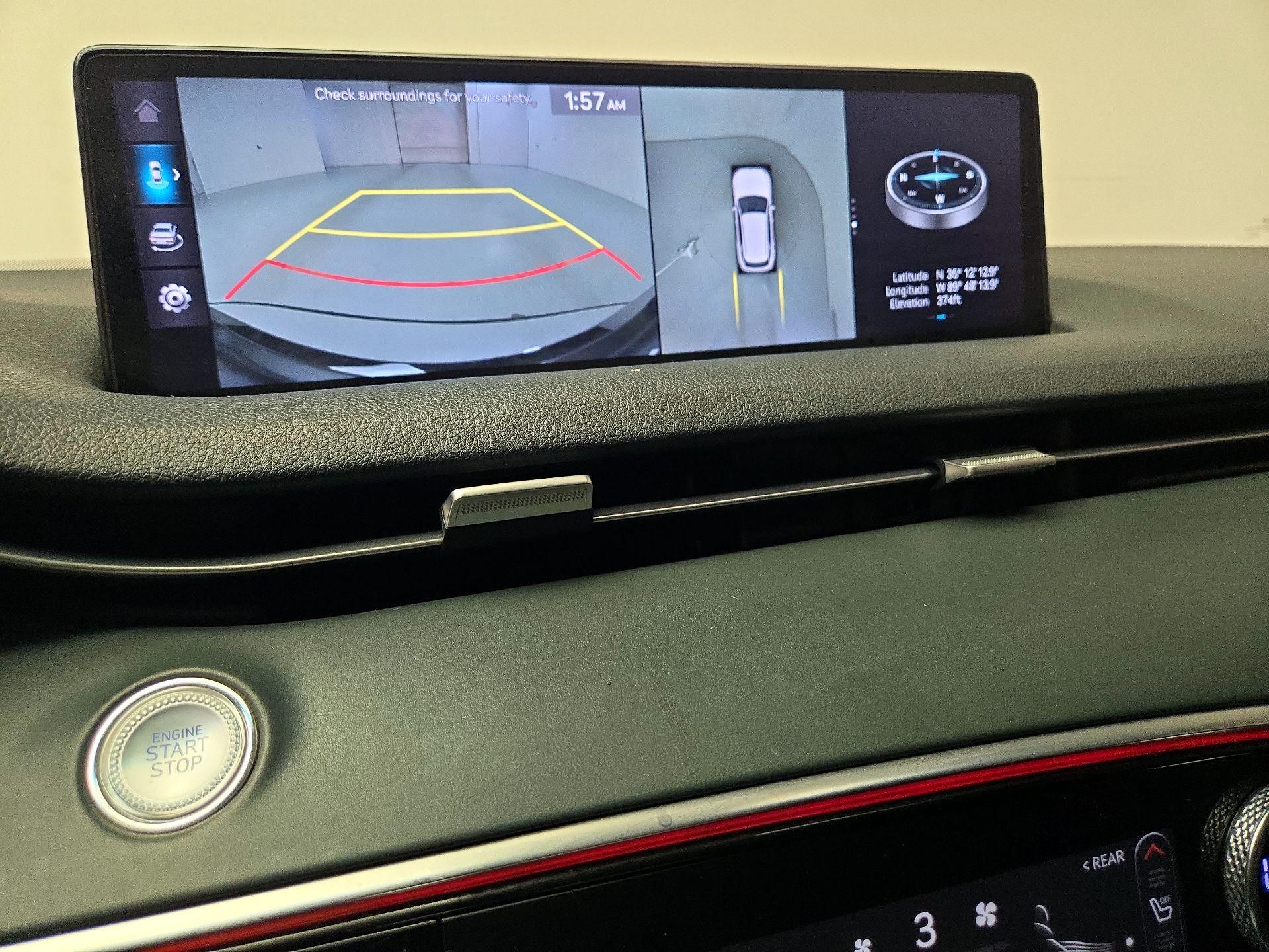 Thumbnail: 2022 Genesis GV70 - 15