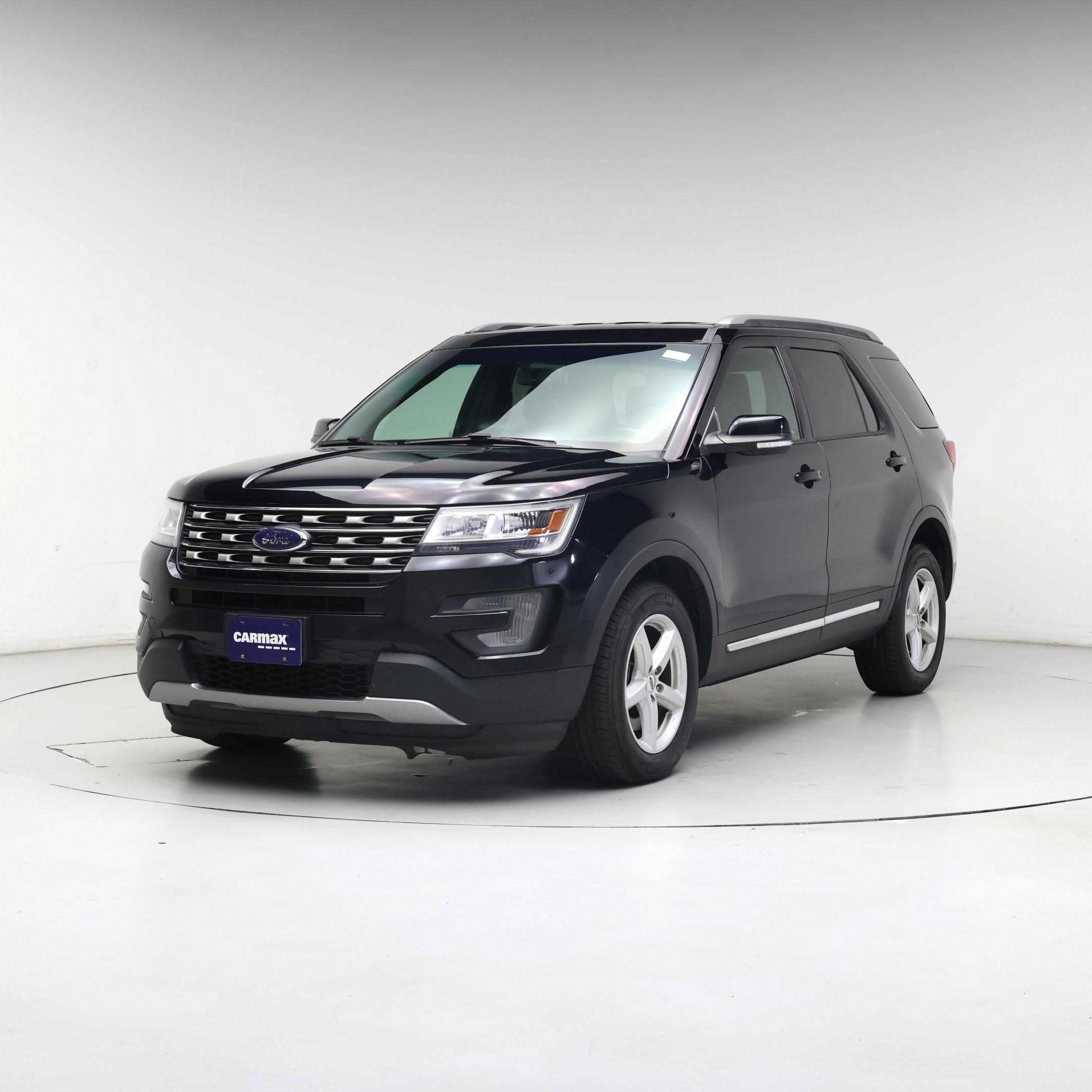 Thumbnail: 2017 Ford Explorer - 4
