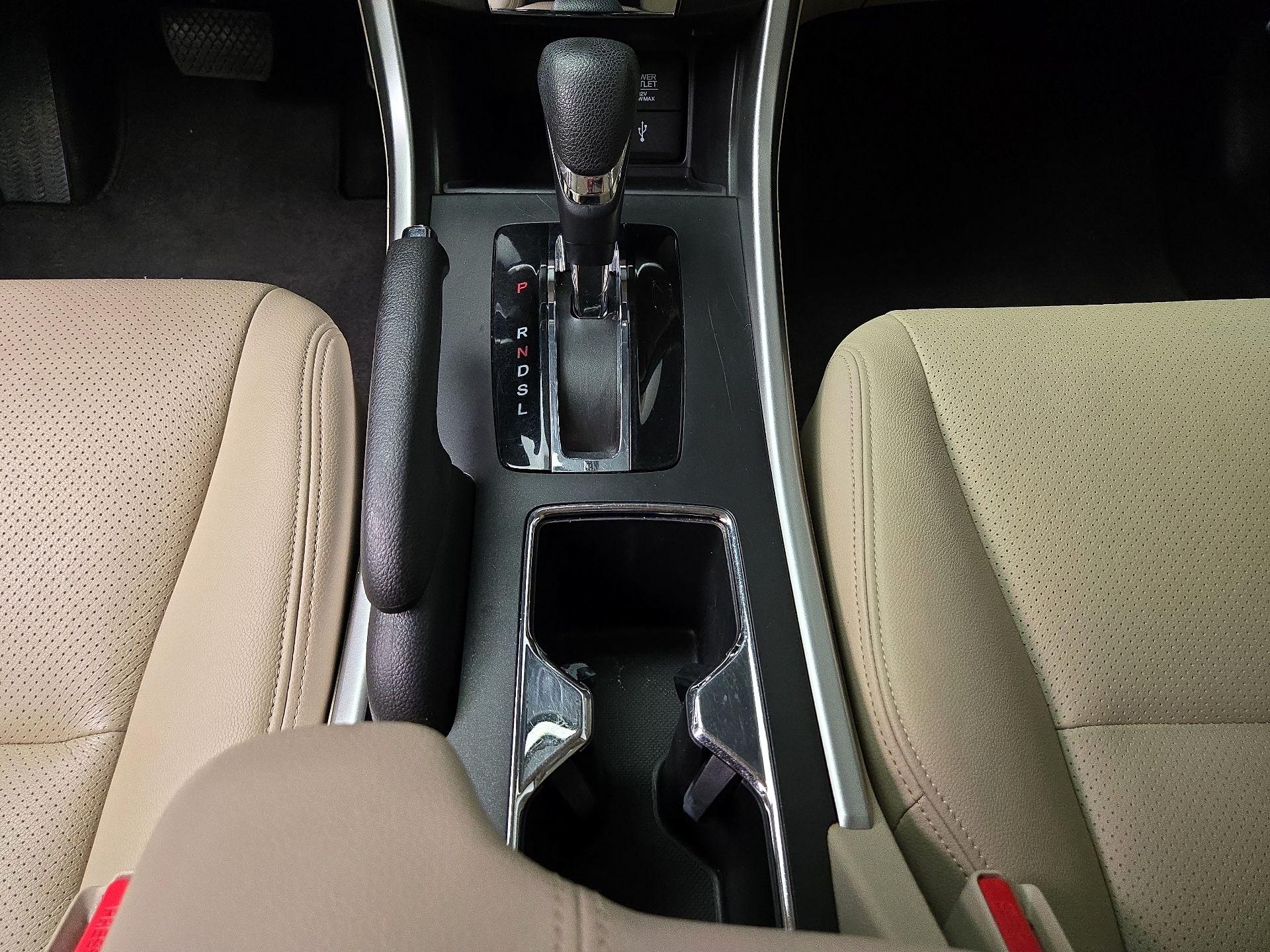 Thumbnail: 2014 Honda Accord - 17