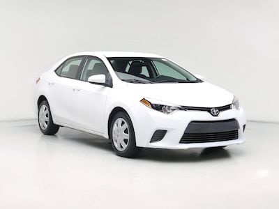 White 2015 Toyota Corolla LE