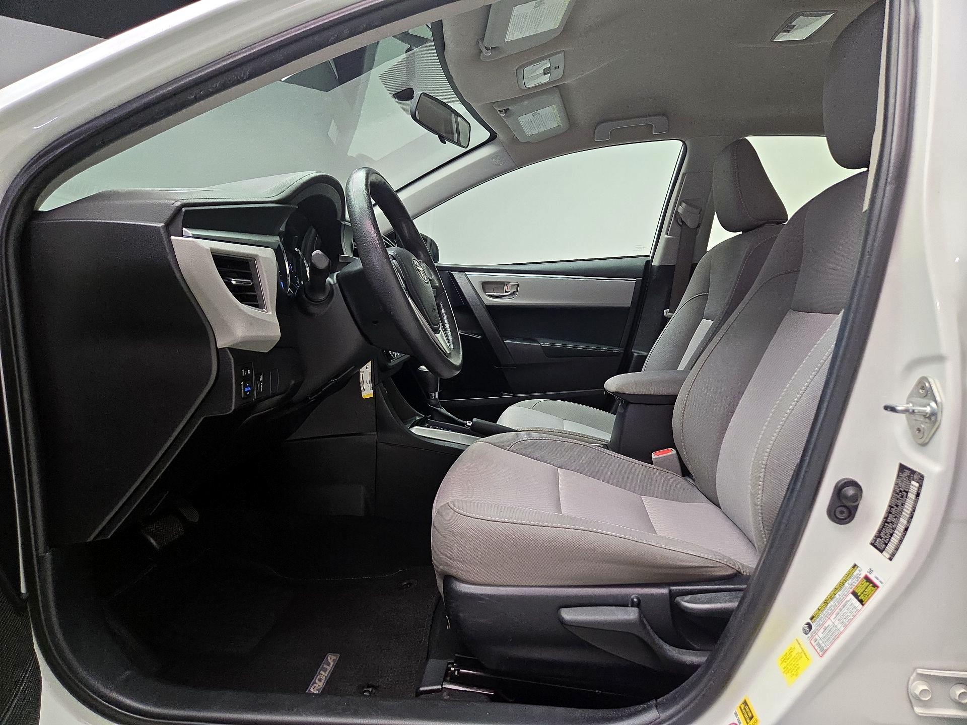 Thumbnail: 2015 Toyota Corolla - 11