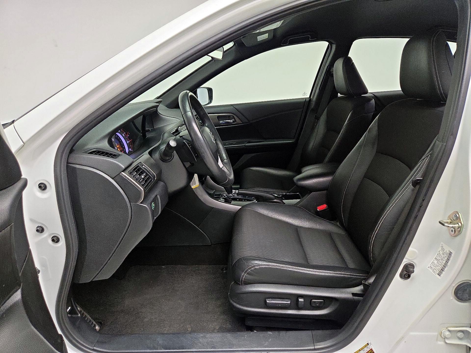 Thumbnail: 2016 Honda Accord - 11