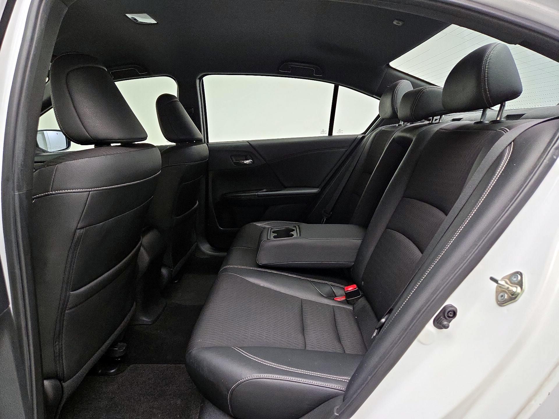 Thumbnail: 2016 Honda Accord - 19