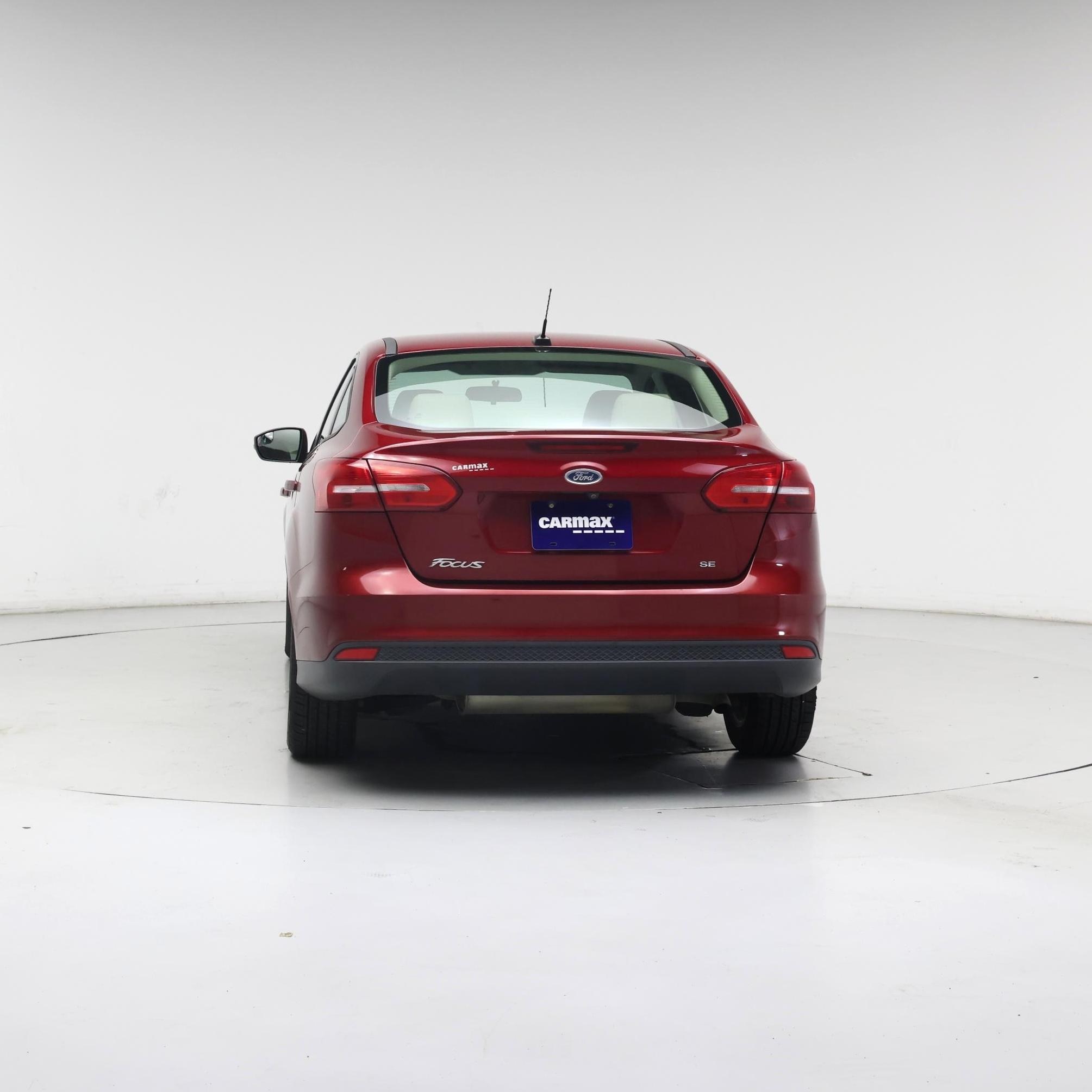 Thumbnail: 2017 Ford Focus - 6