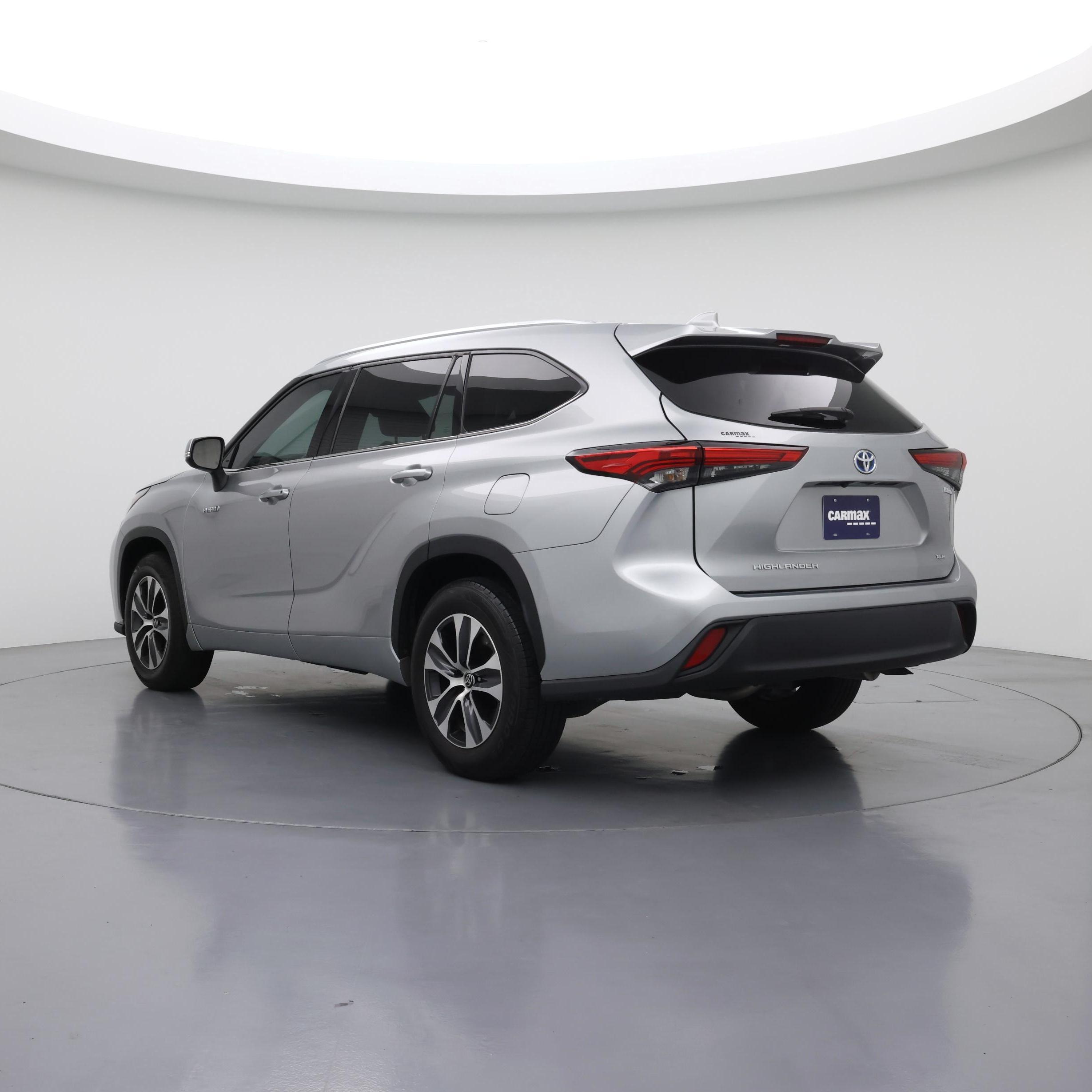 Thumbnail: 2021 Toyota Highlander - 2
