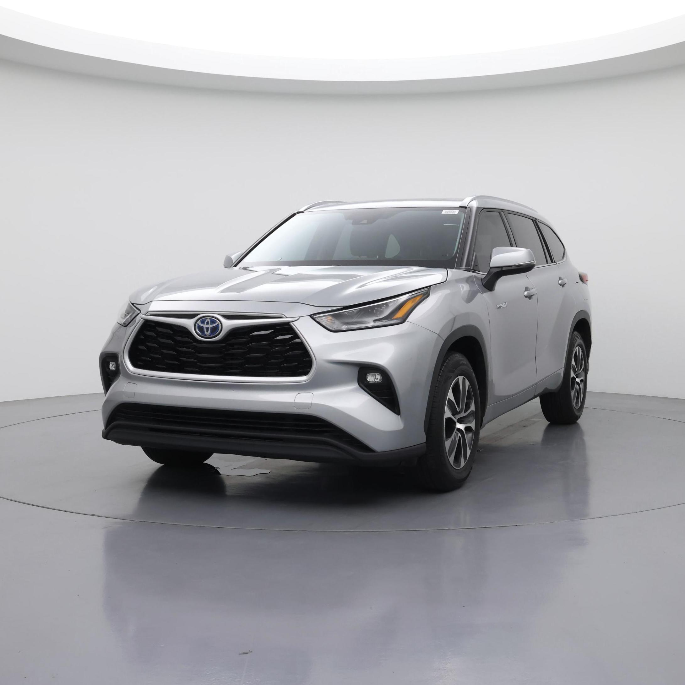 Thumbnail: 2021 Toyota Highlander - 4