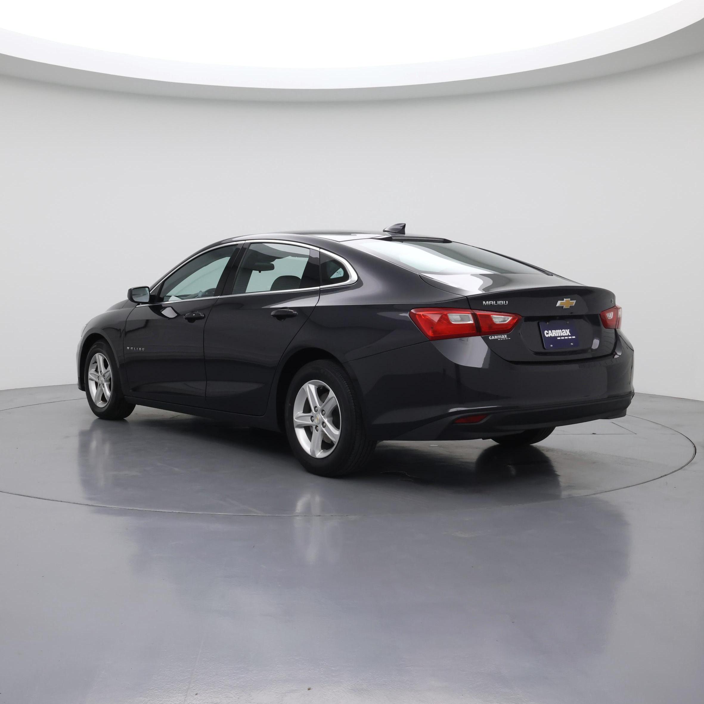 Thumbnail: 2023 Chevrolet Malibu - 2