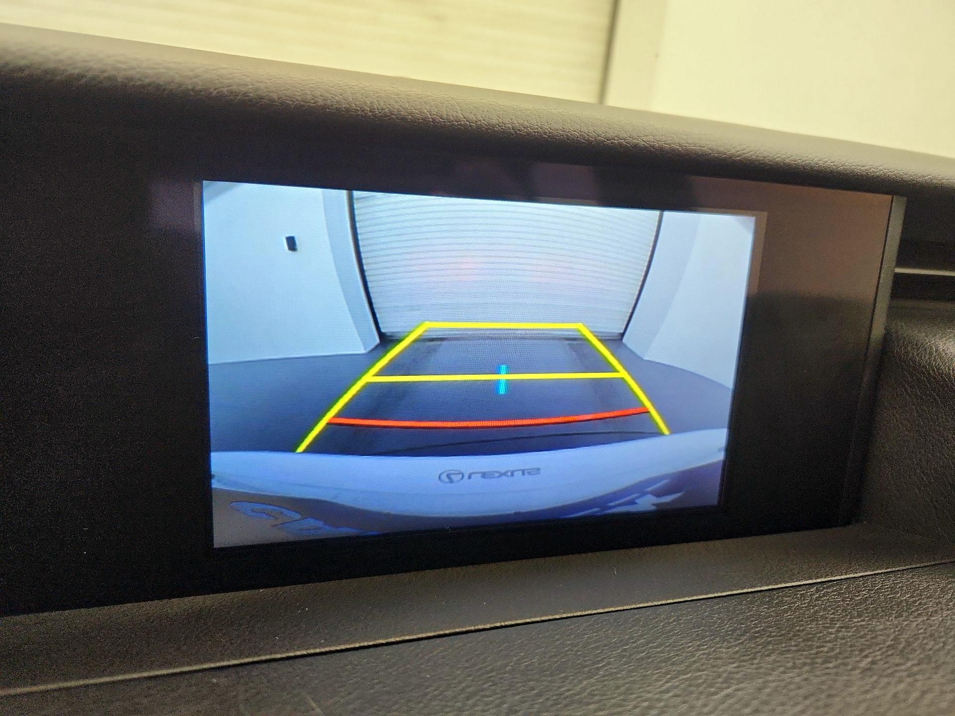 Thumbnail: 2020 Lexus IS - 14