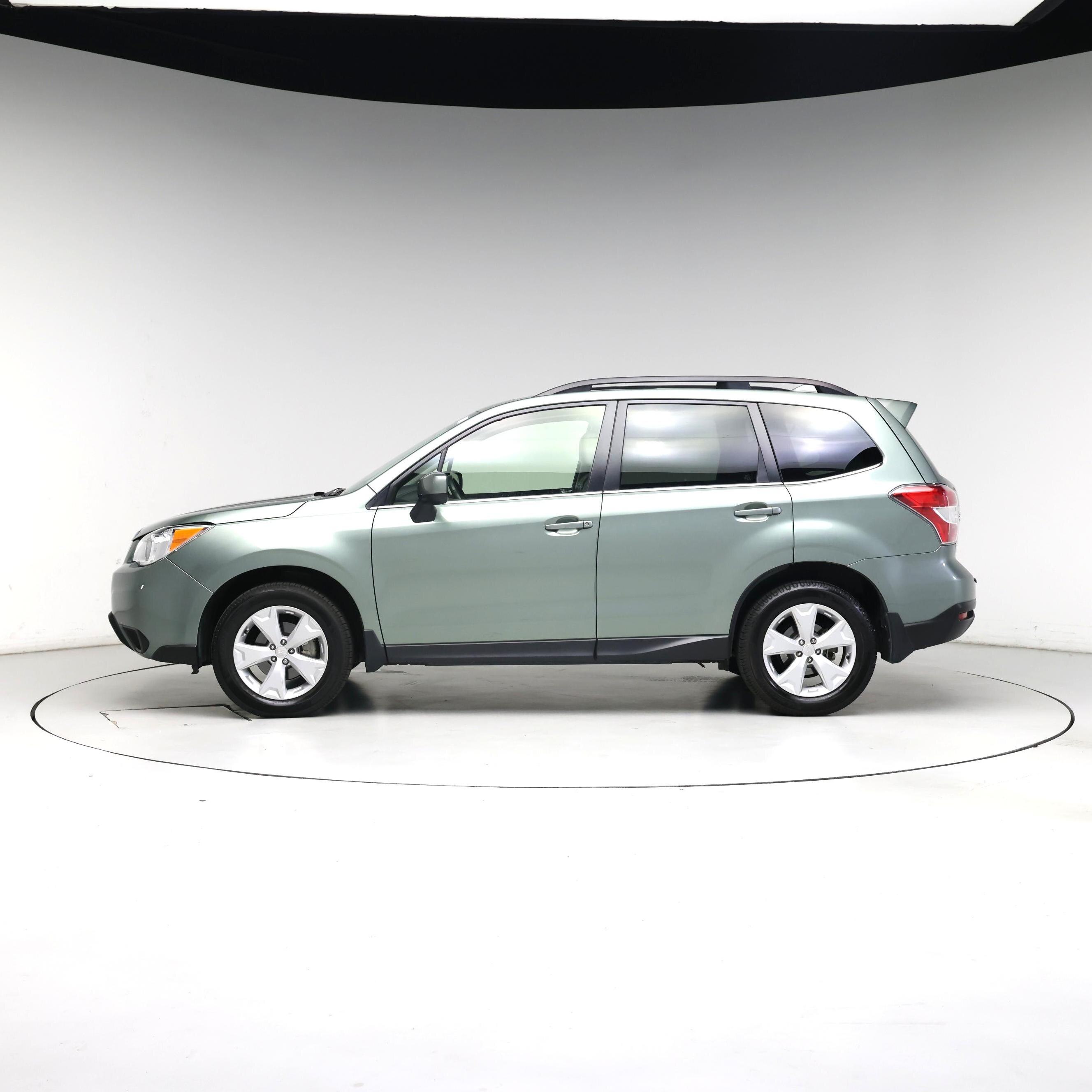 Thumbnail: 2016 Subaru Forester - 3