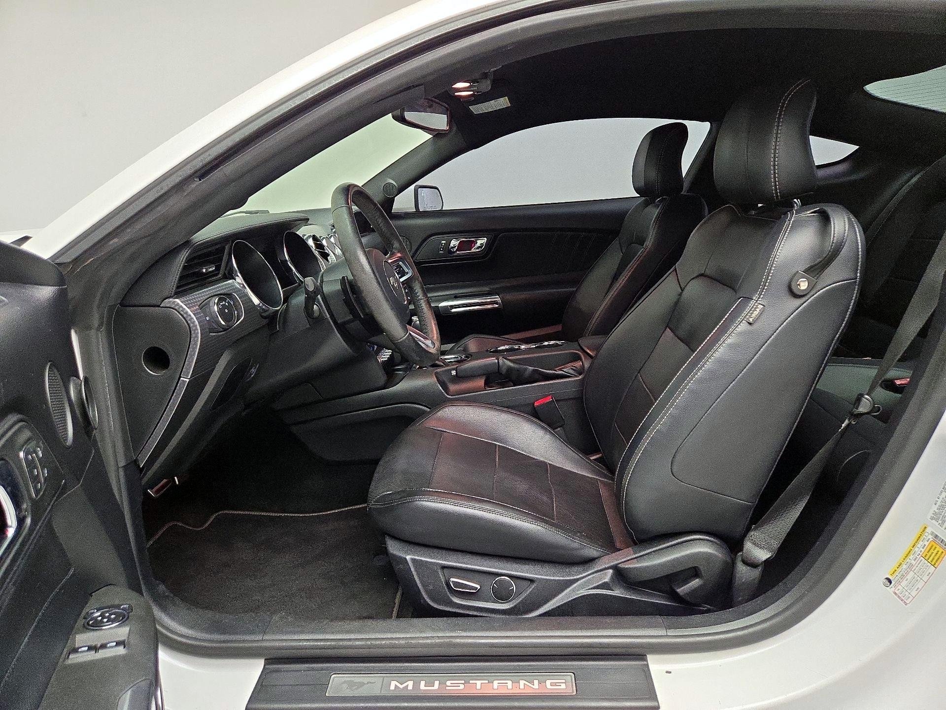 Thumbnail: 2017 Ford Mustang - 11
