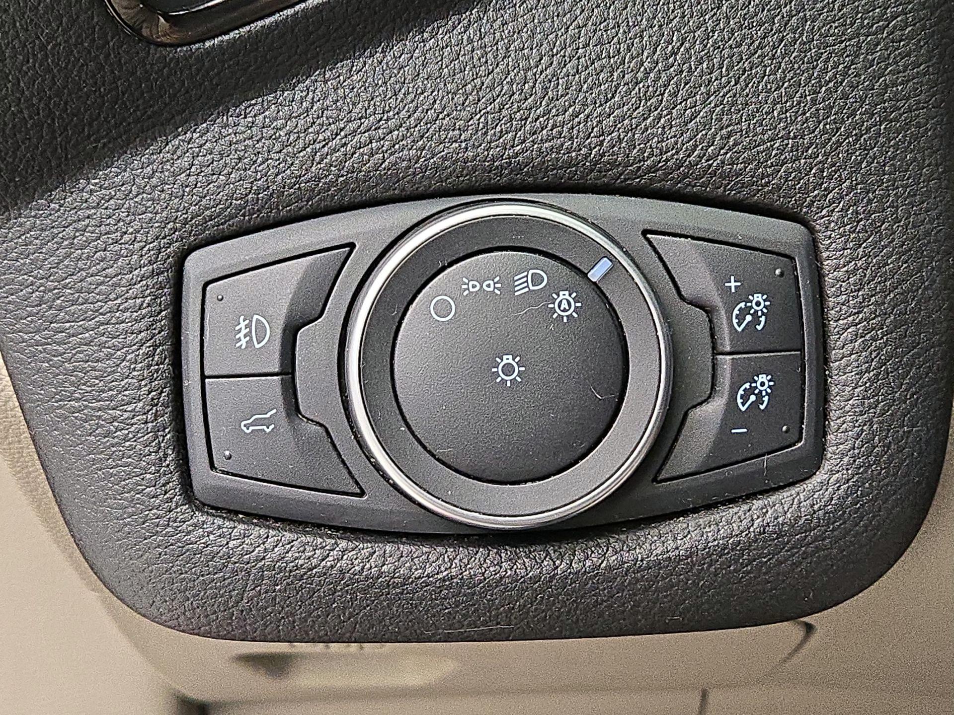 Thumbnail: 2018 Ford Escape - 13