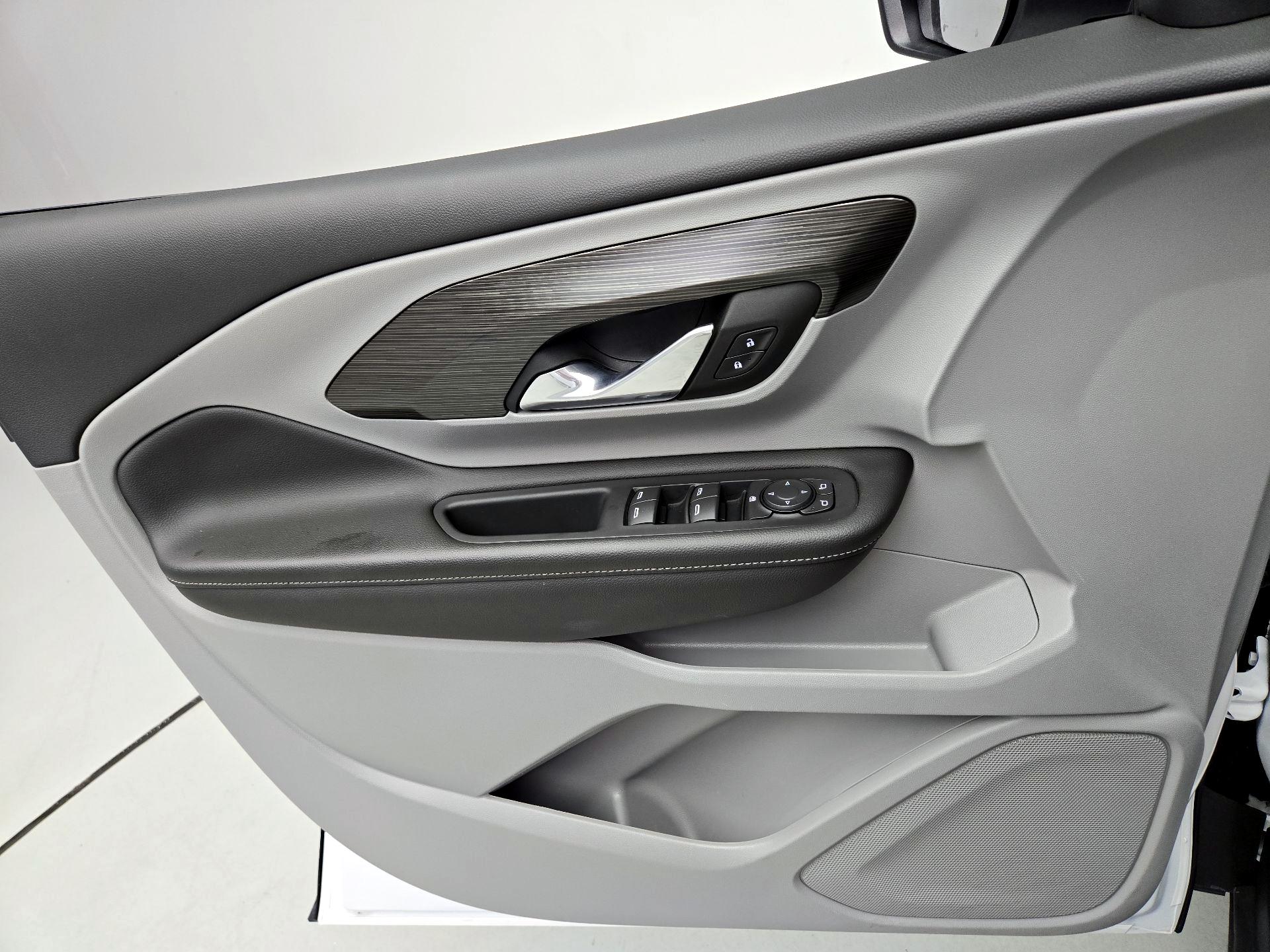 Thumbnail: 2024 GMC Terrain - 12