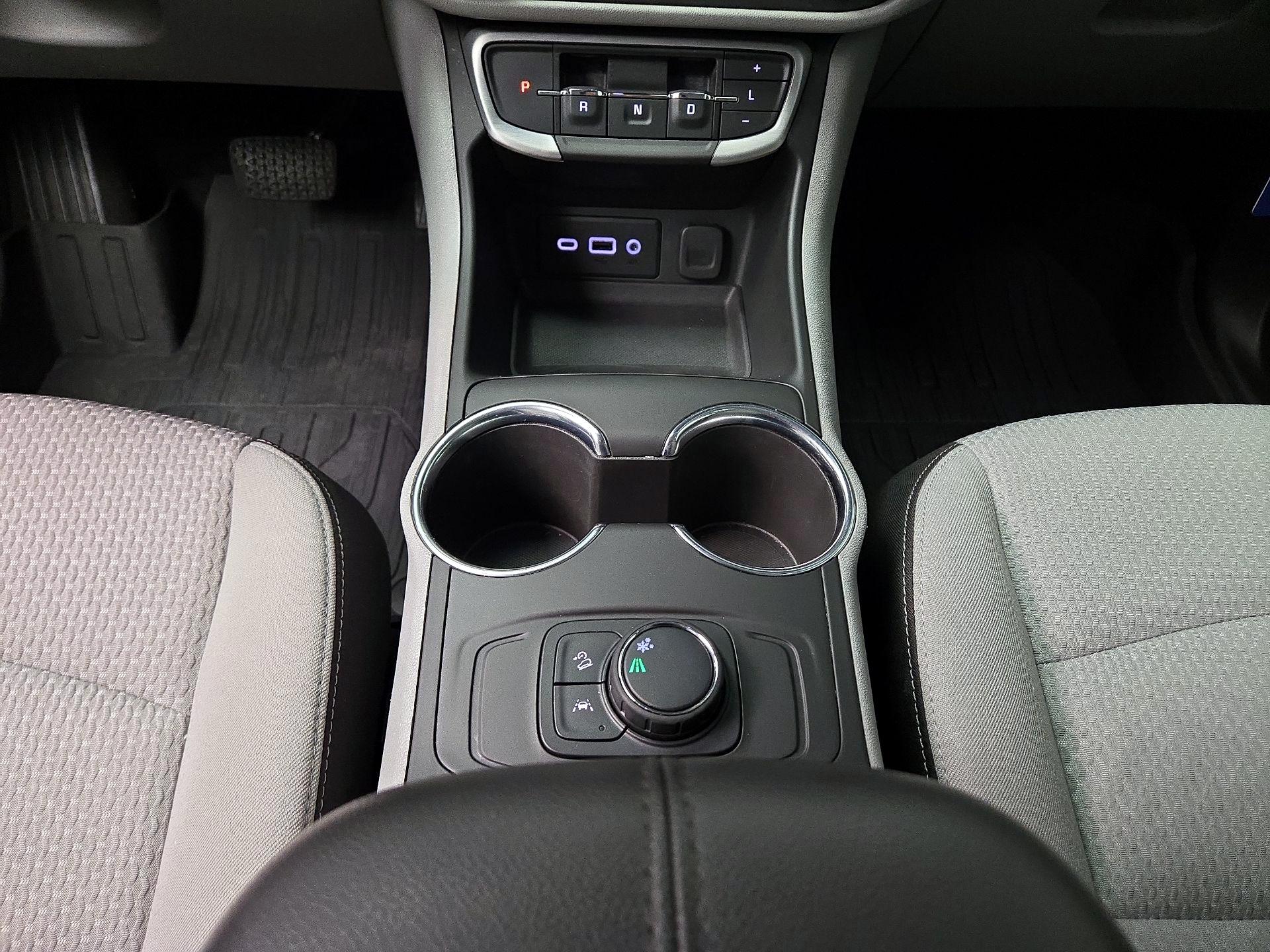 Thumbnail: 2024 GMC Terrain - 17