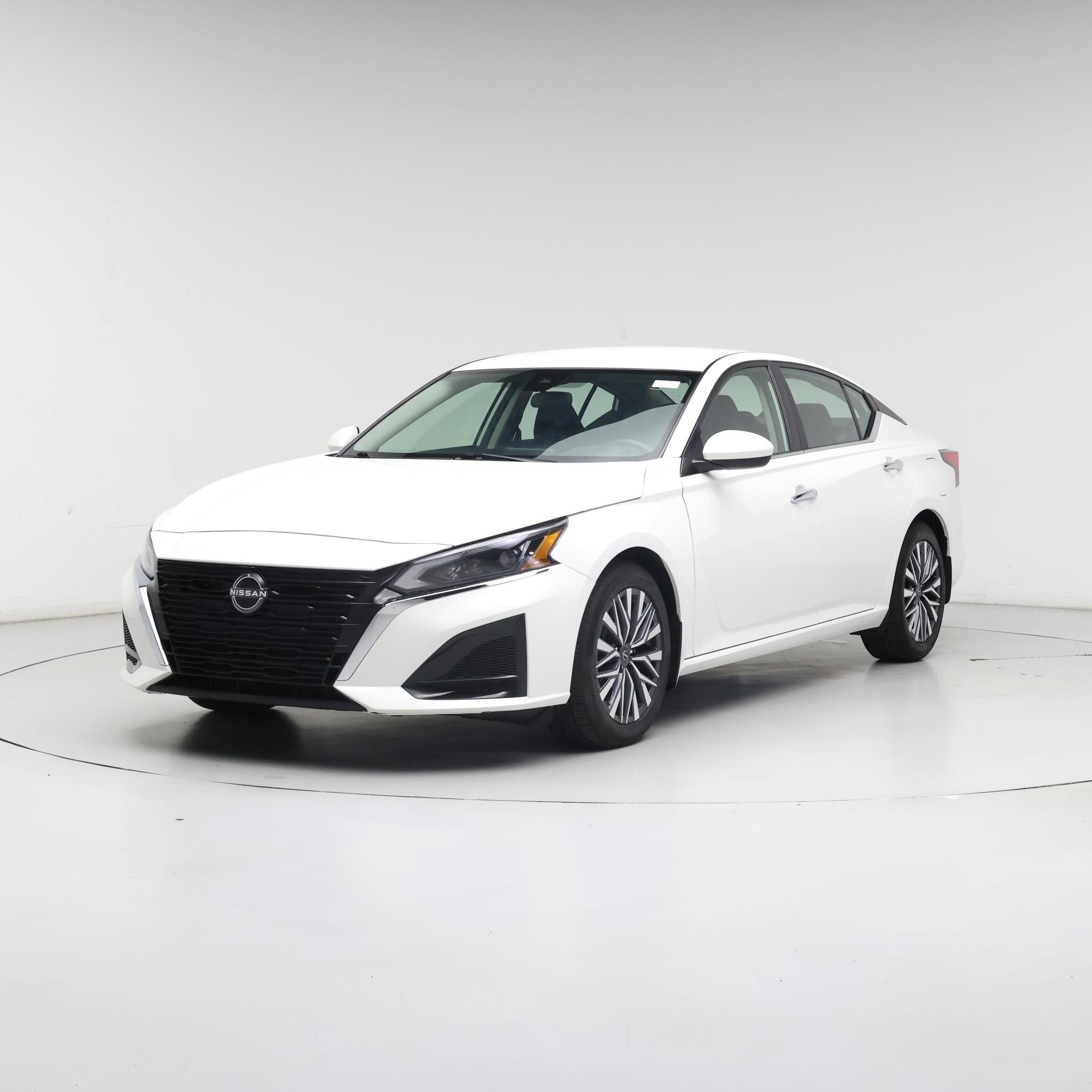 Thumbnail: 2023 Nissan Altima - 4