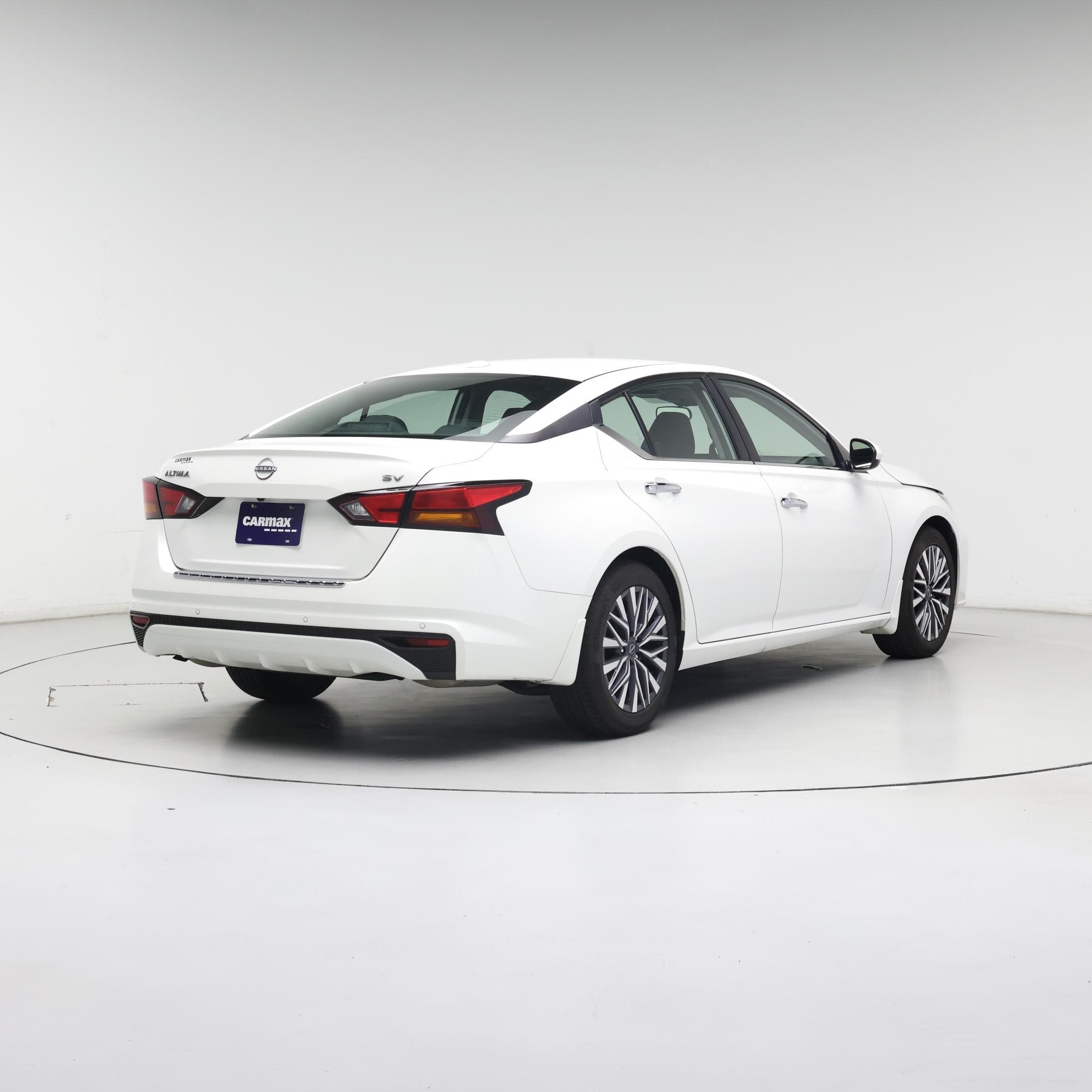 Thumbnail: 2023 Nissan Altima - 8