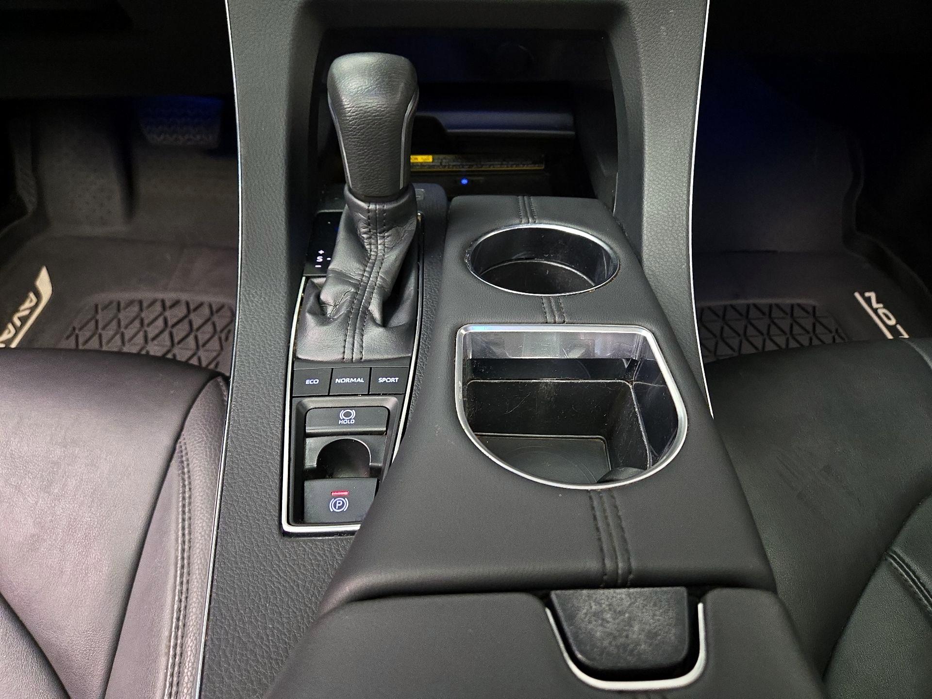 Thumbnail: 2019 Toyota Avalon - 17