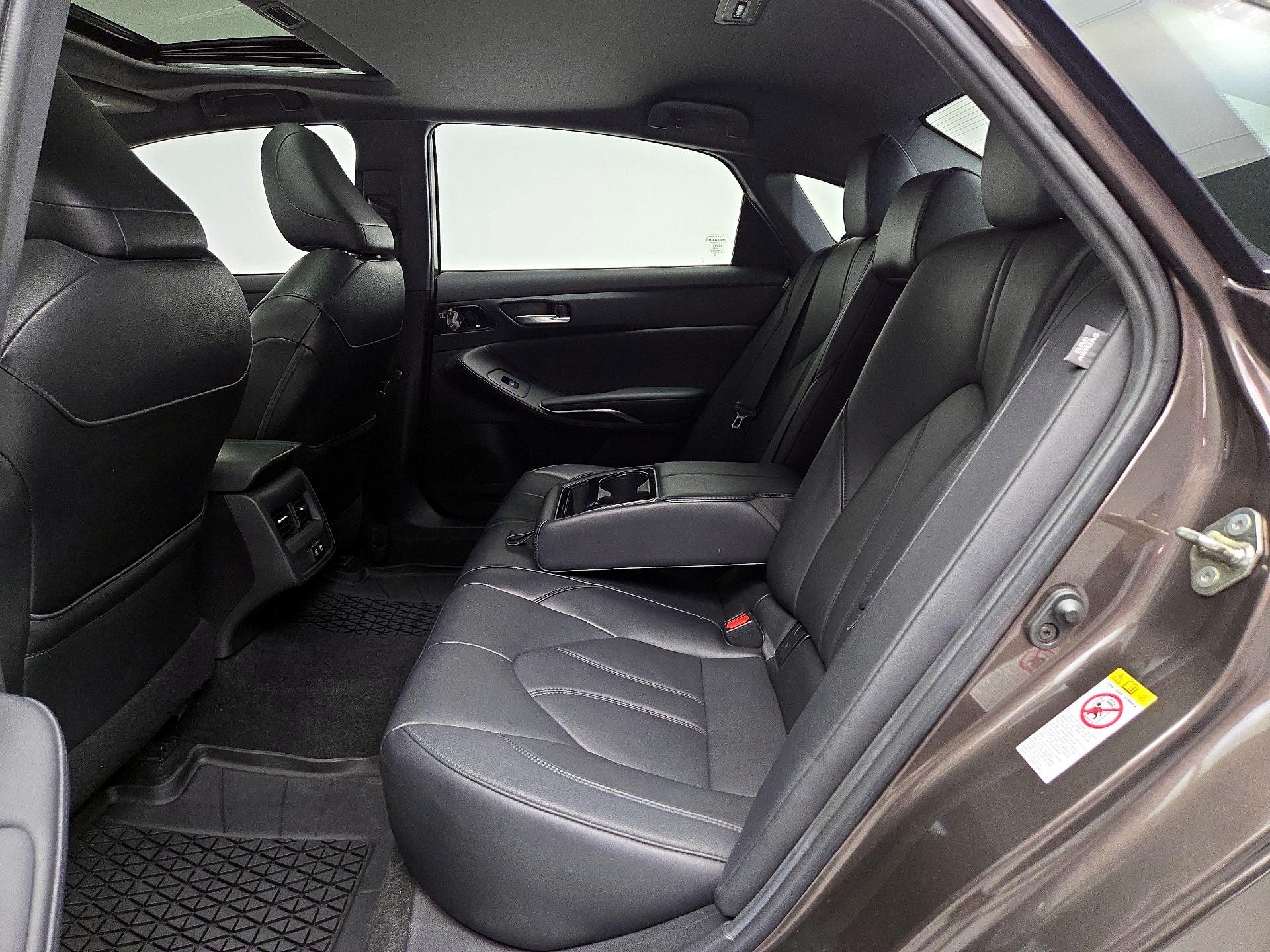 Thumbnail: 2019 Toyota Avalon - 20