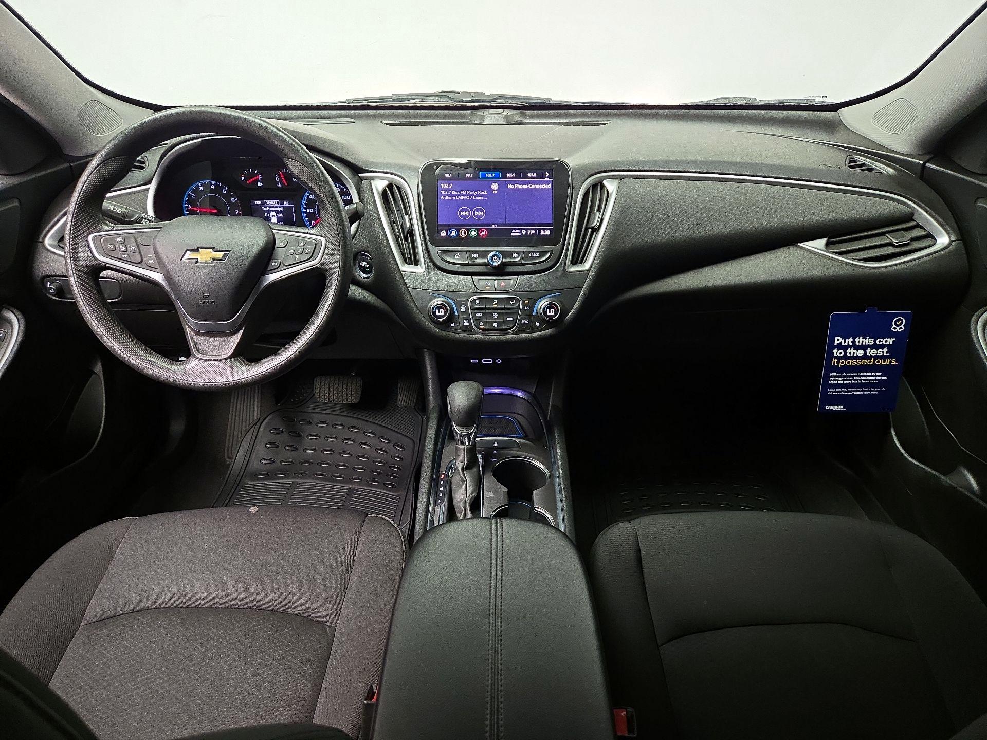 Thumbnail: 2023 Chevrolet Malibu - 9