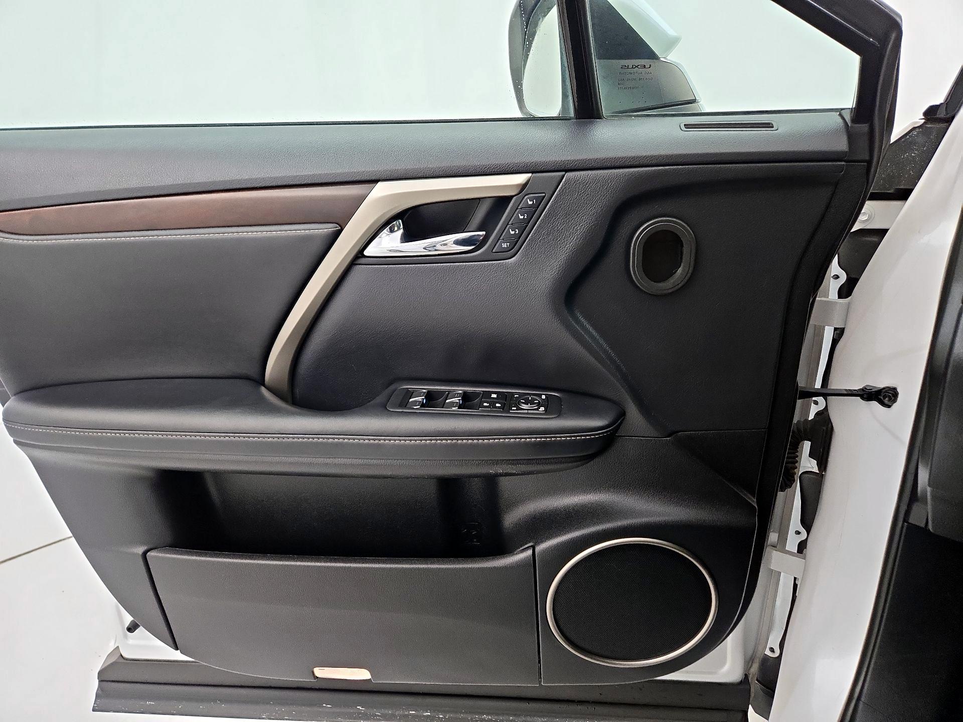 Thumbnail: 2021 Lexus RX - 12